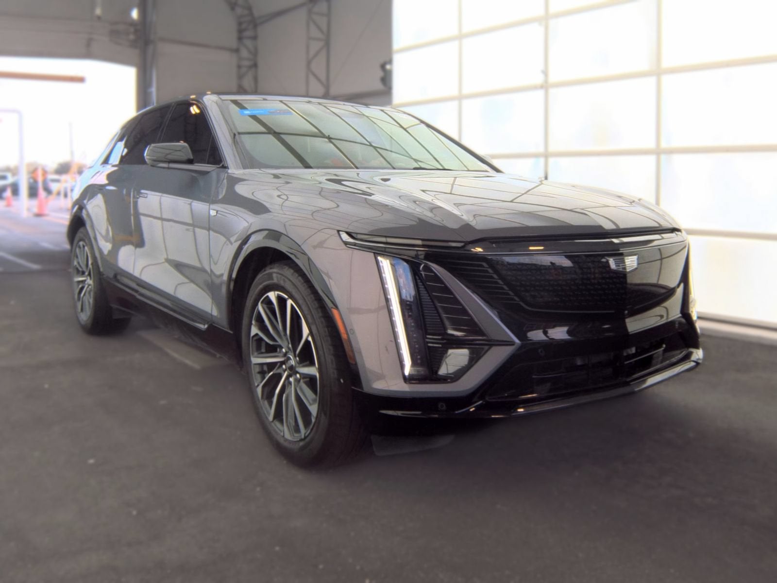 2024 Cadillac LYRIQ Sport 2