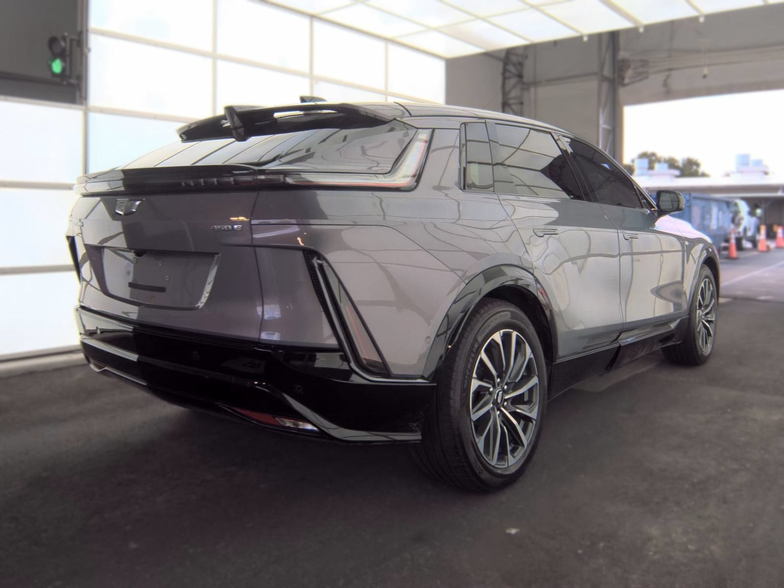 2024 Cadillac LYRIQ Sport 2