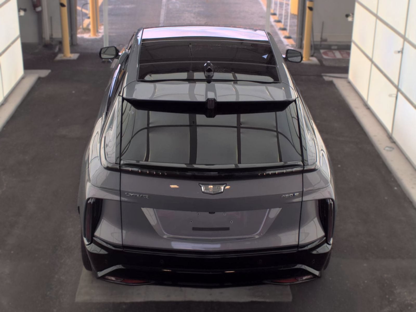 2024 Cadillac LYRIQ Sport 2