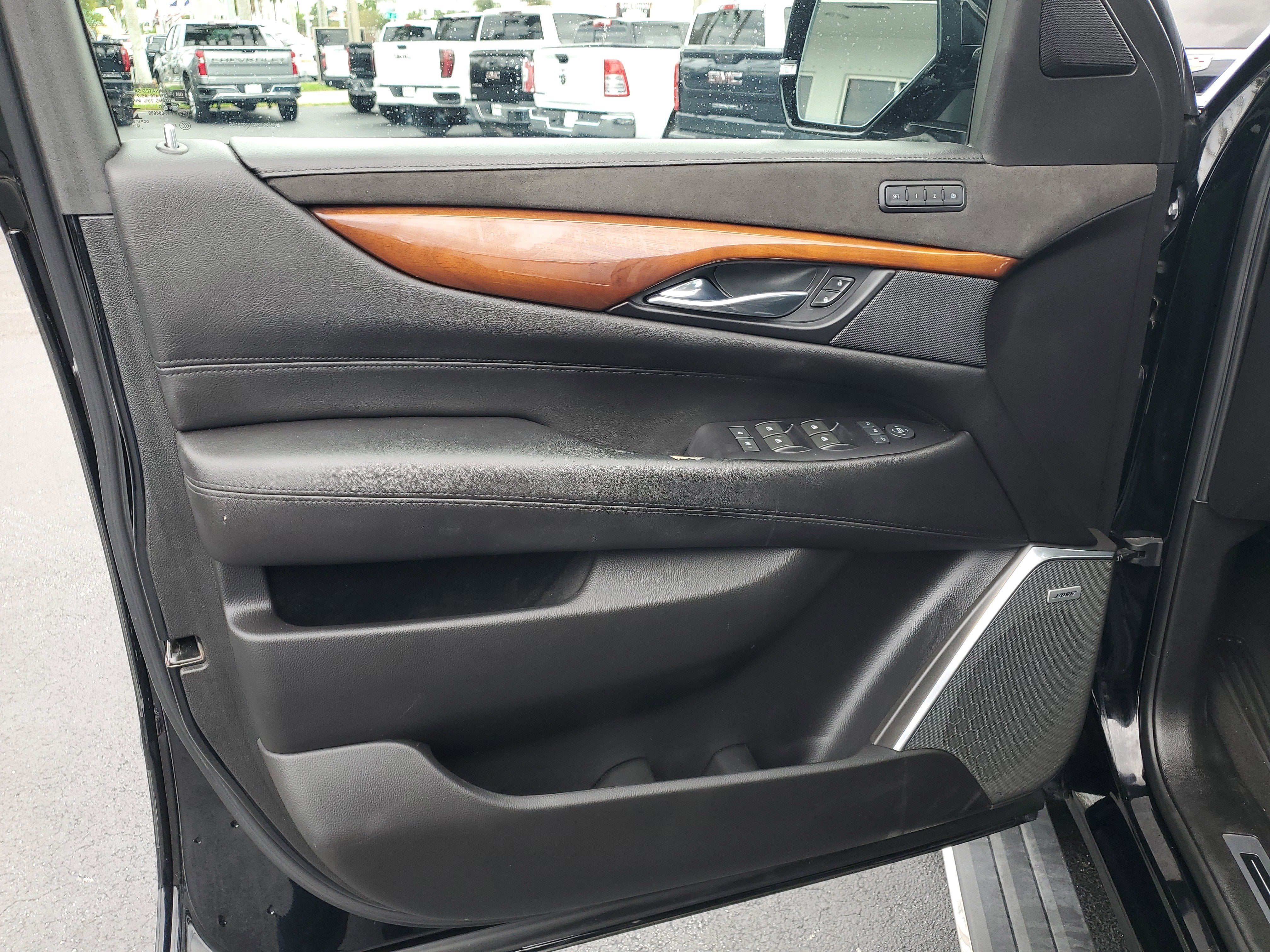 2019 Cadillac Escalade ESV Premium Luxury