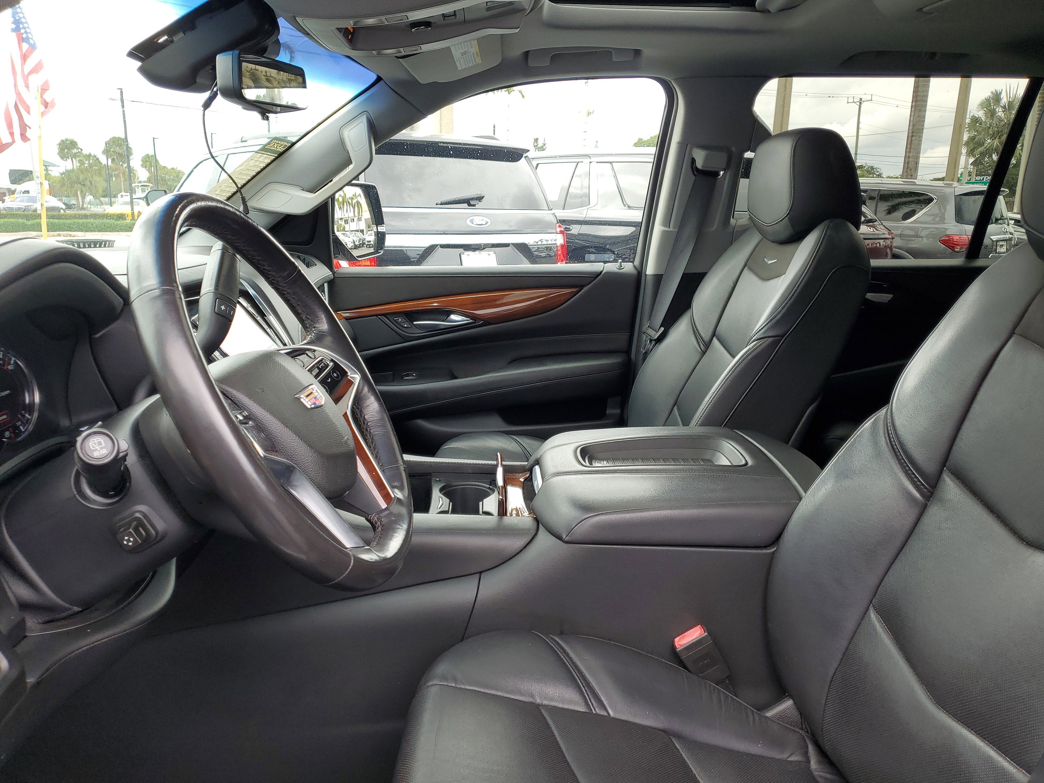 2019 Cadillac Escalade ESV Premium Luxury