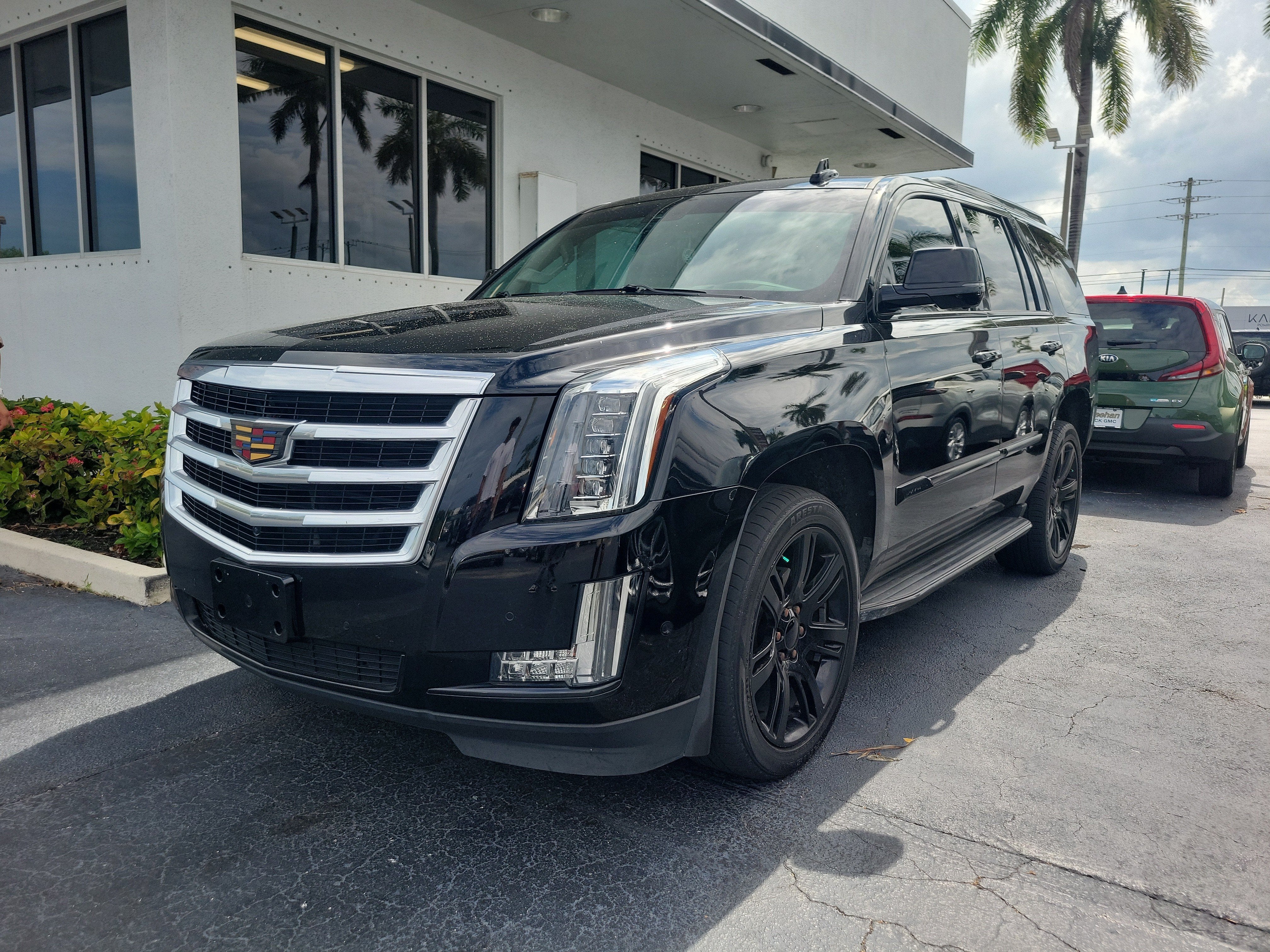 2018 Cadillac Escalade Luxury