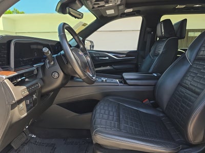 2023 Cadillac Escalade ESV Sport Platinum