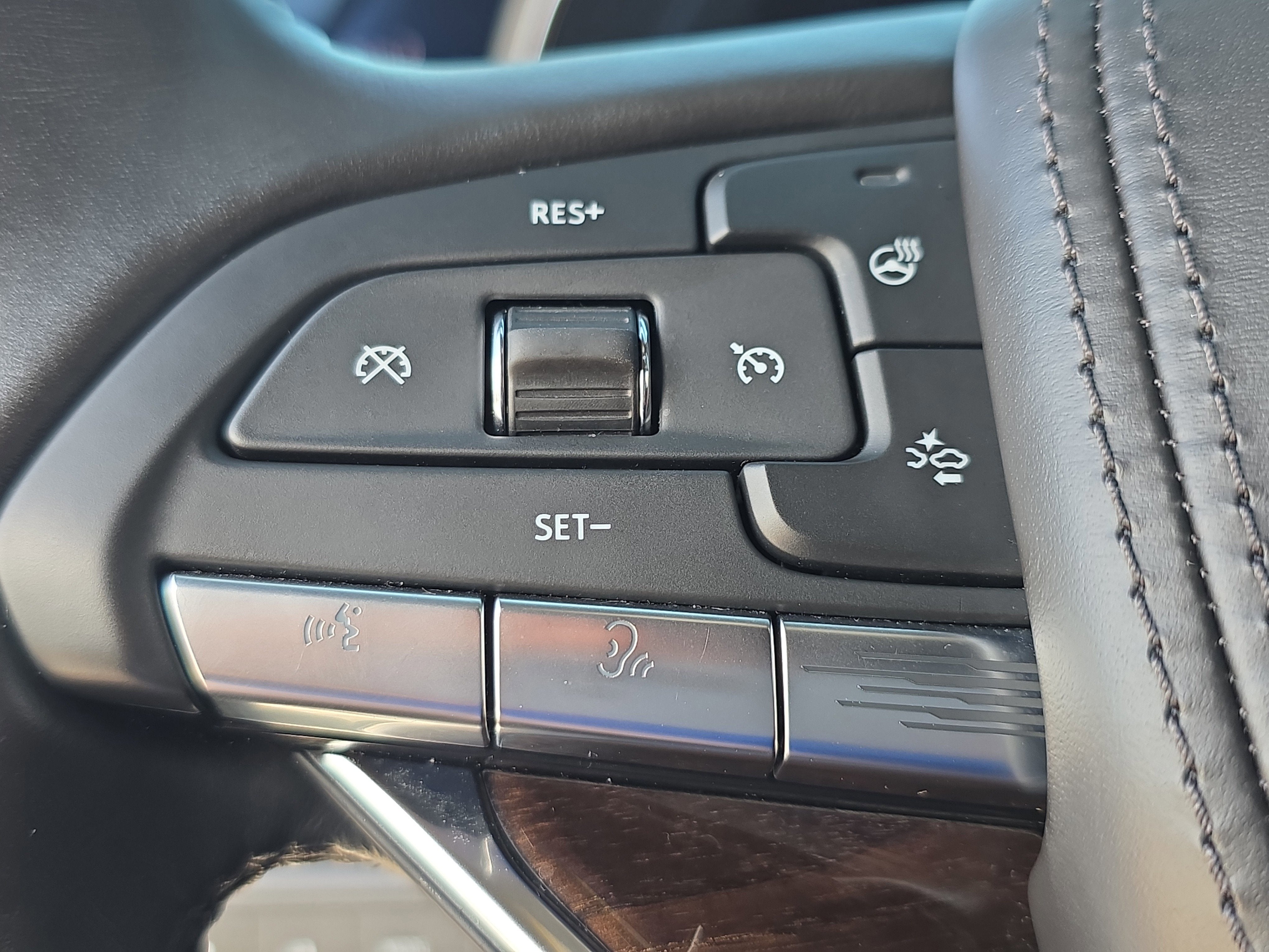 2023 Cadillac Escalade ESV Sport Platinum