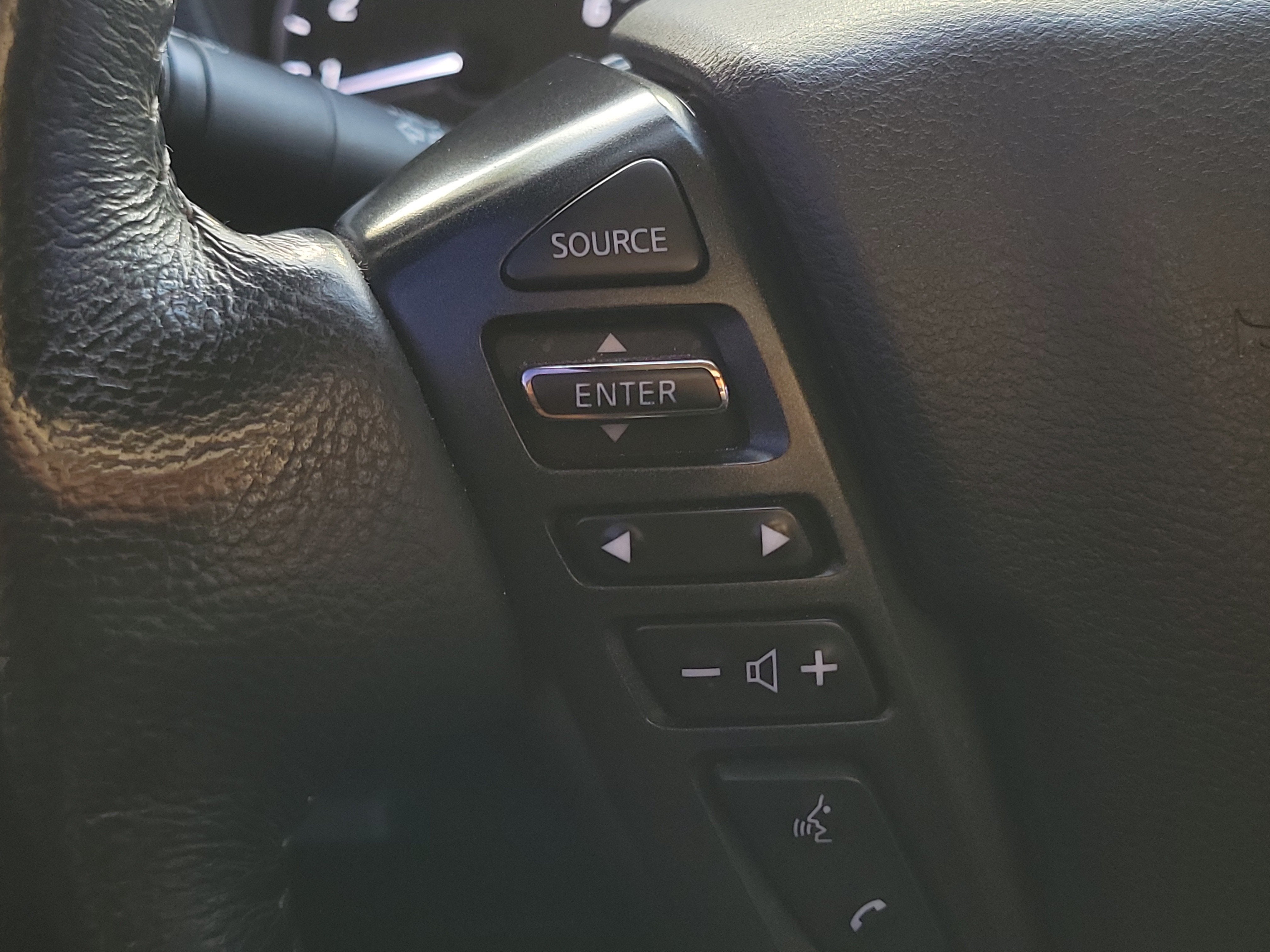2022 Nissan Frontier Crew Cab SV 4x2
