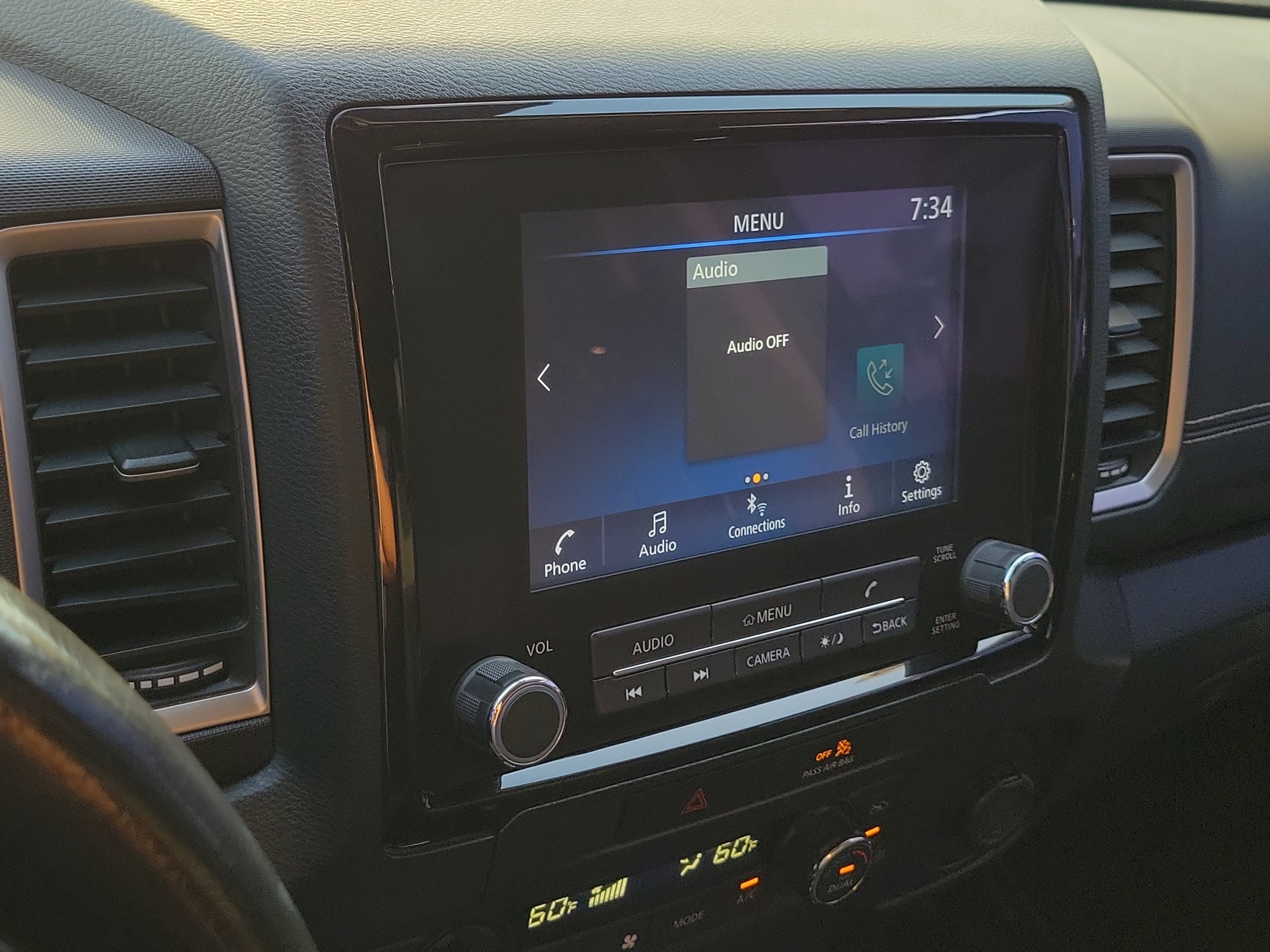 2022 Nissan Frontier Crew Cab SV 4x2