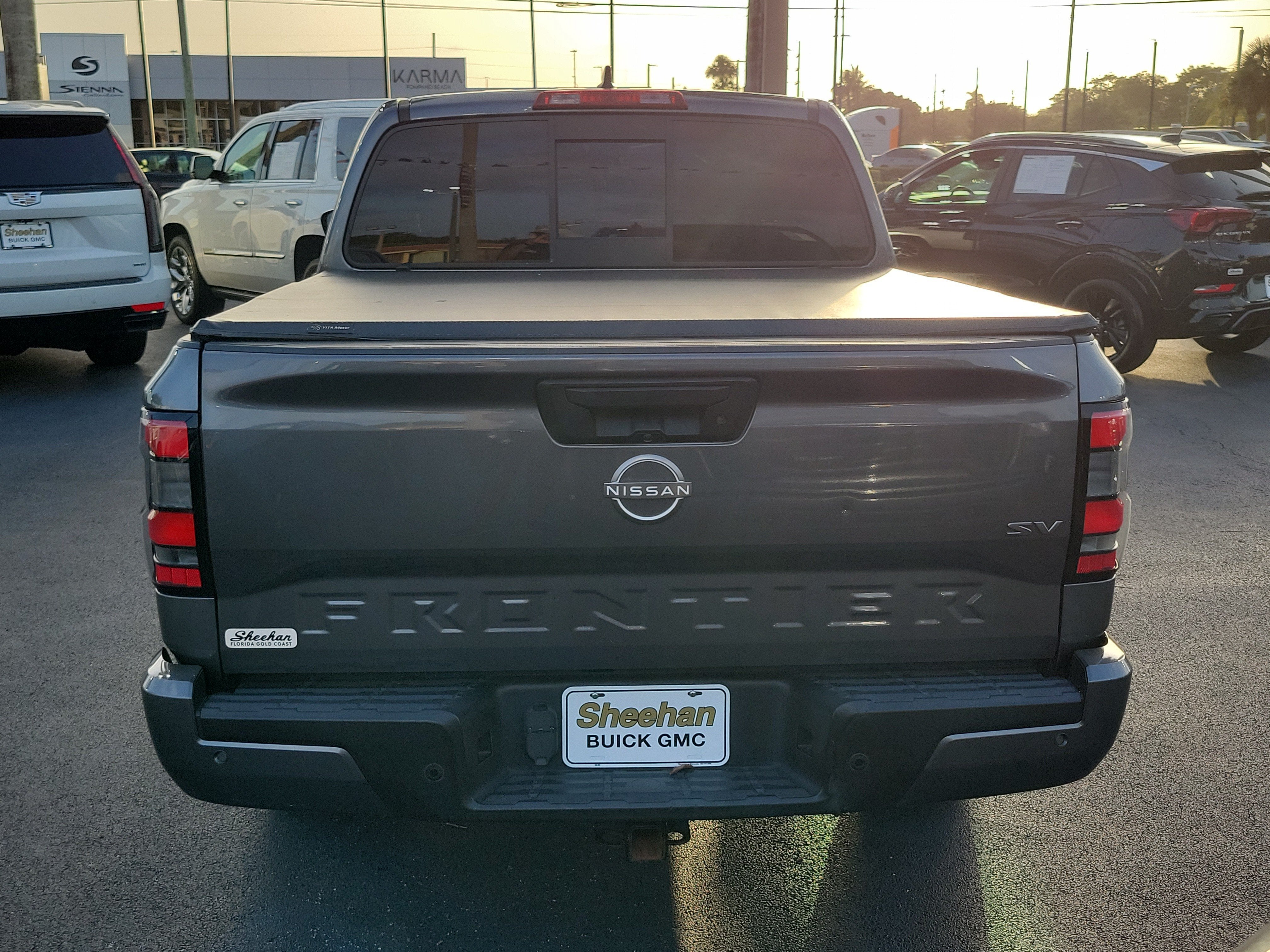 2022 Nissan Frontier Crew Cab SV 4x2