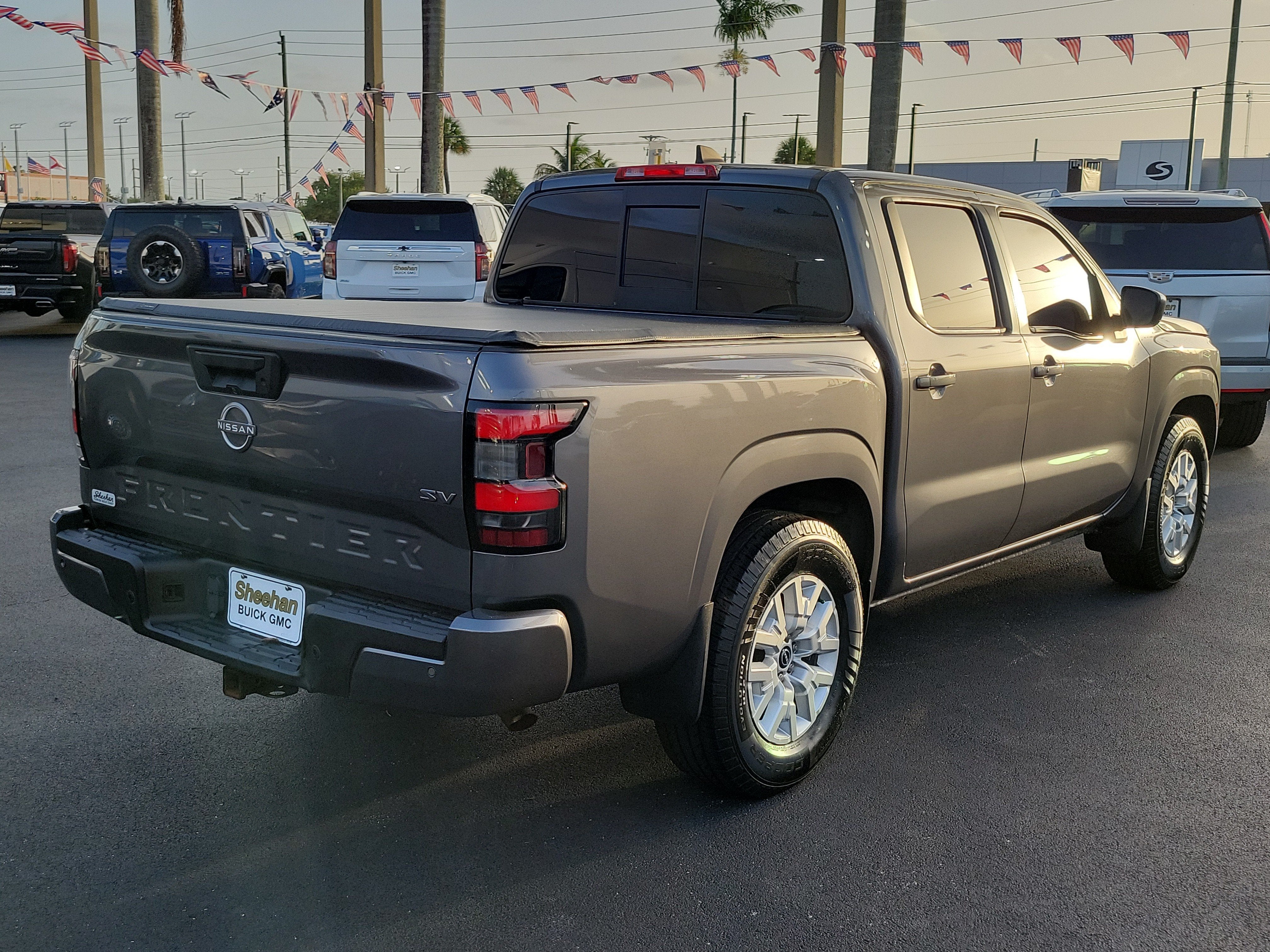 2022 Nissan Frontier Crew Cab SV 4x2