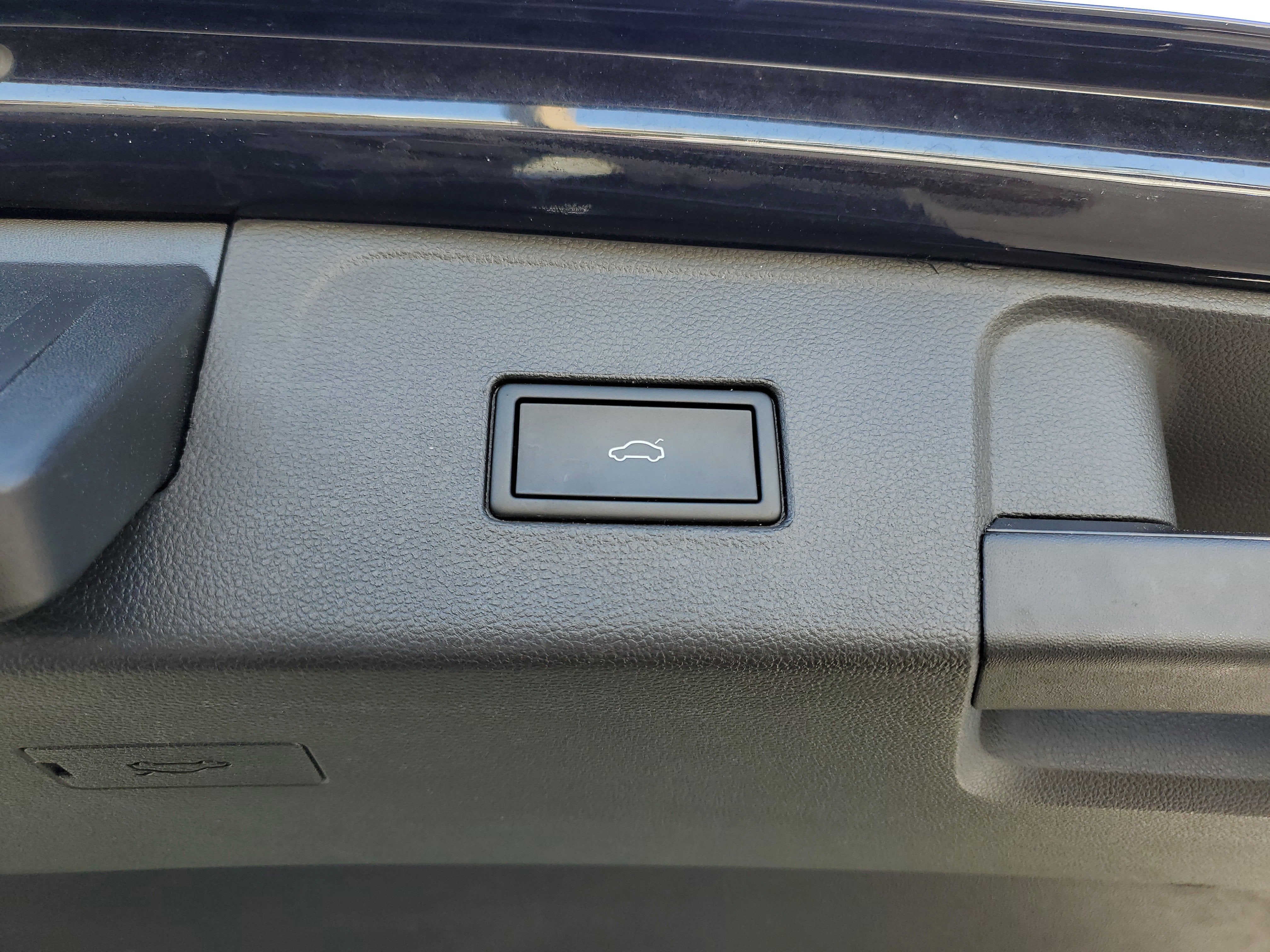 2021 Volkswagen Atlas 3.6L V6 SEL R-Line