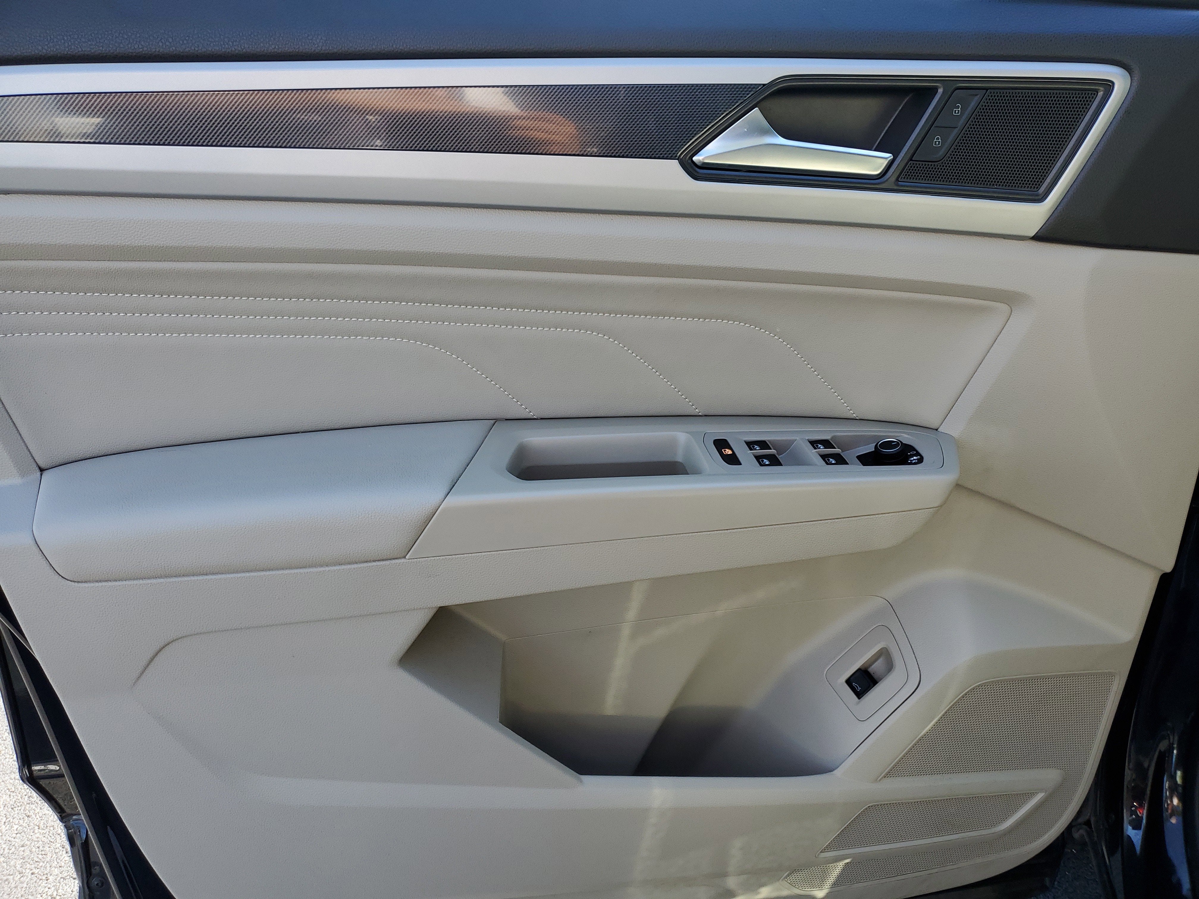 2021 Volkswagen Atlas 3.6L V6 SEL R-Line