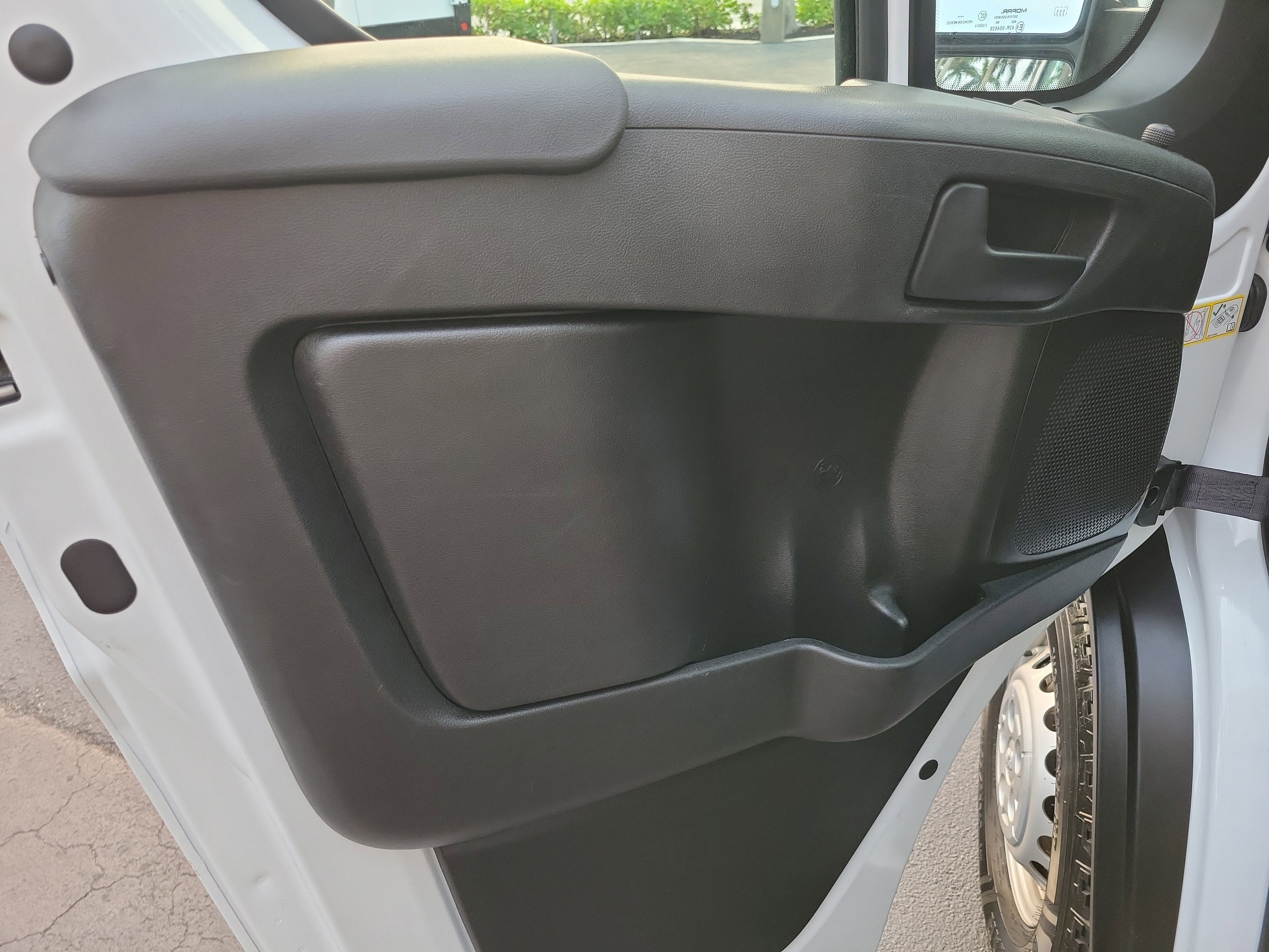 2025 RAM ProMaster Cargo Van Tradesman