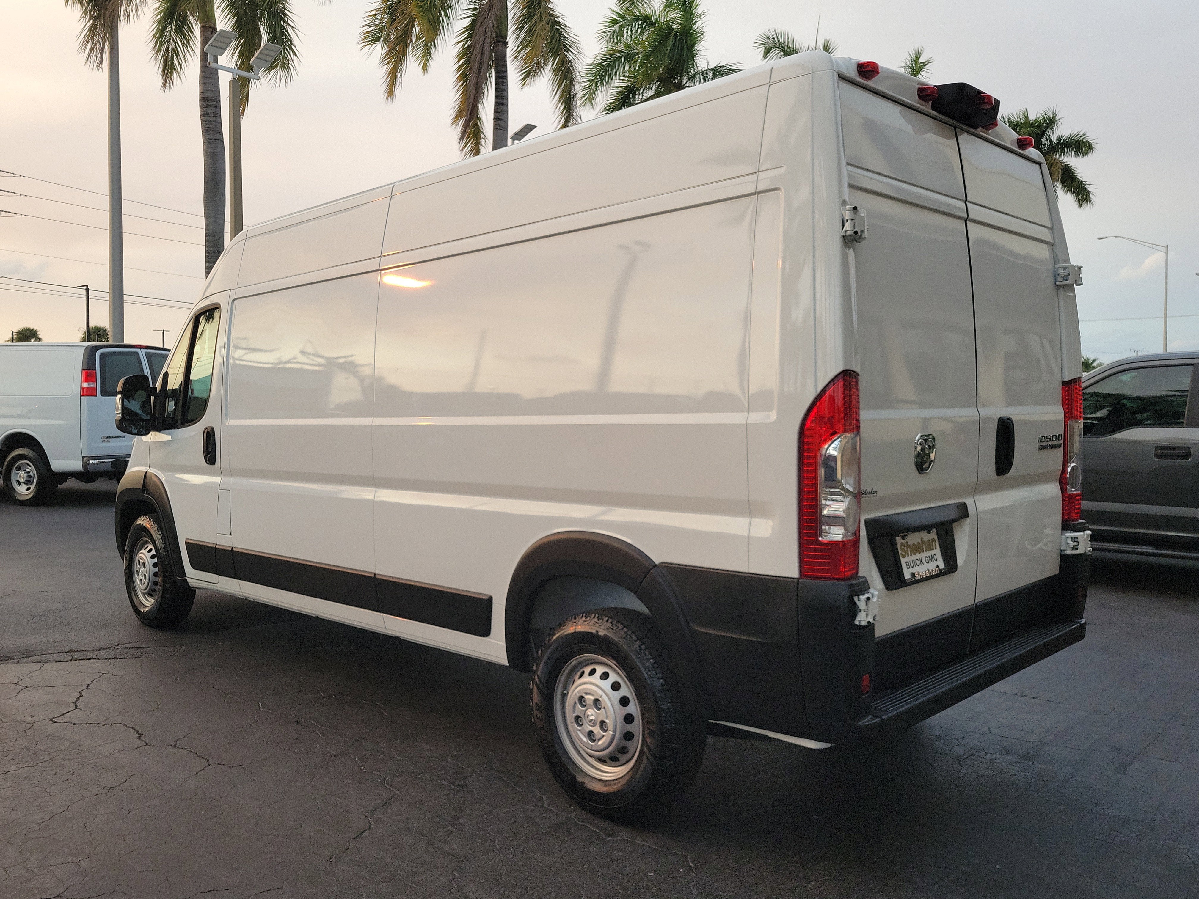 2025 RAM ProMaster Cargo Van Tradesman