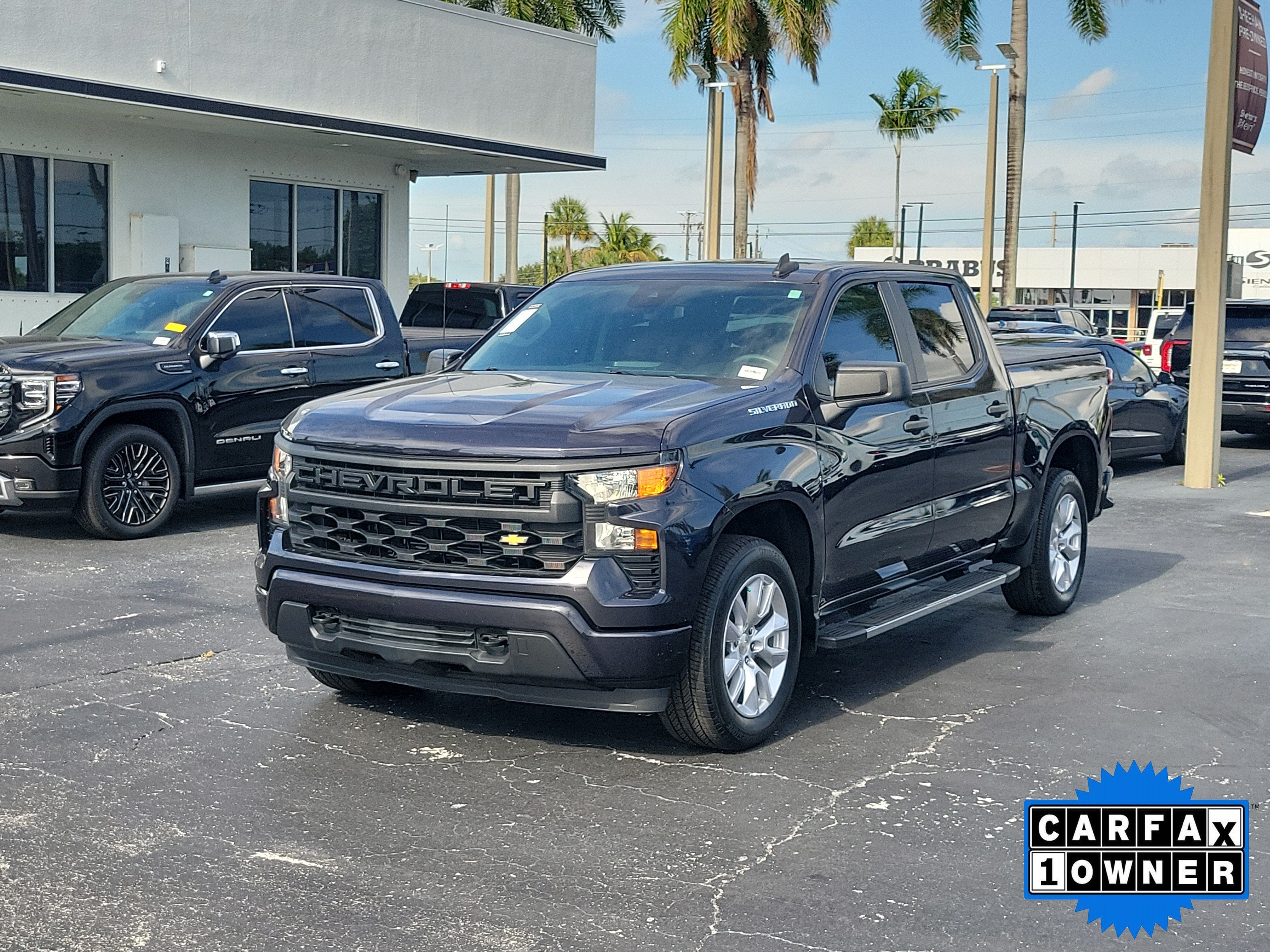 2023 Chevrolet Silverado 1500 Custom