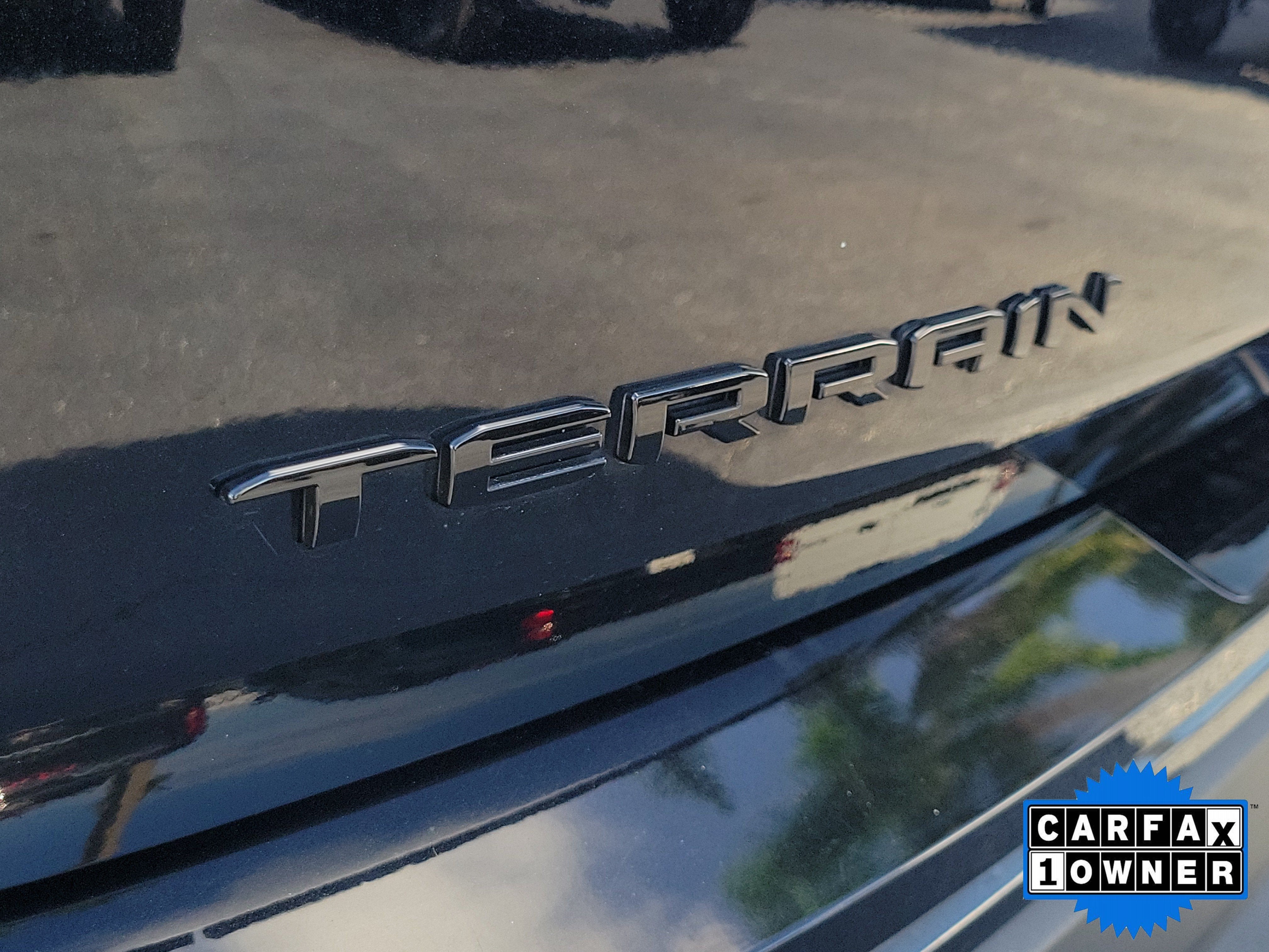 2023 GMC Terrain SLT