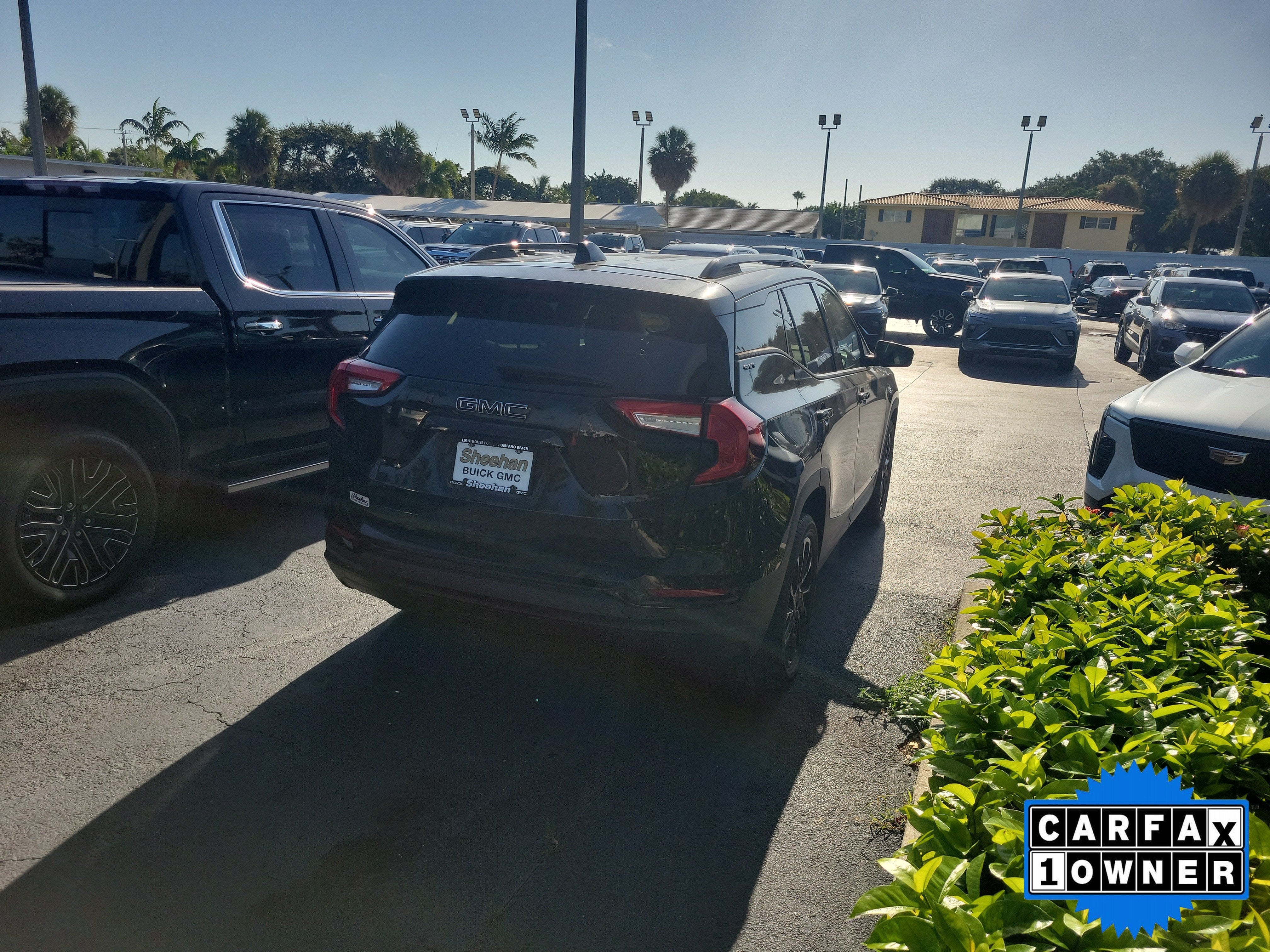 2023 GMC Terrain SLT