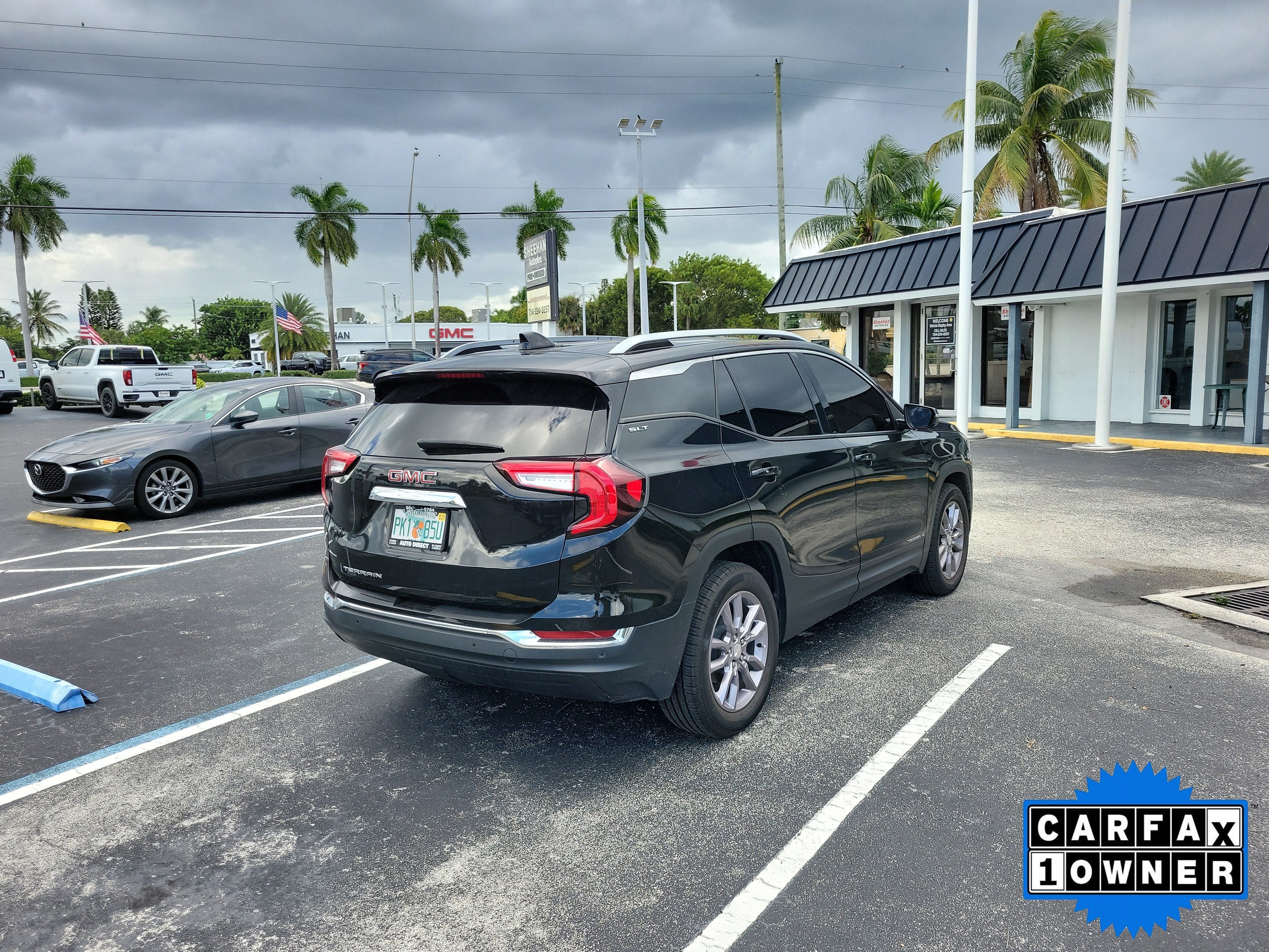 2023 GMC Terrain SLT