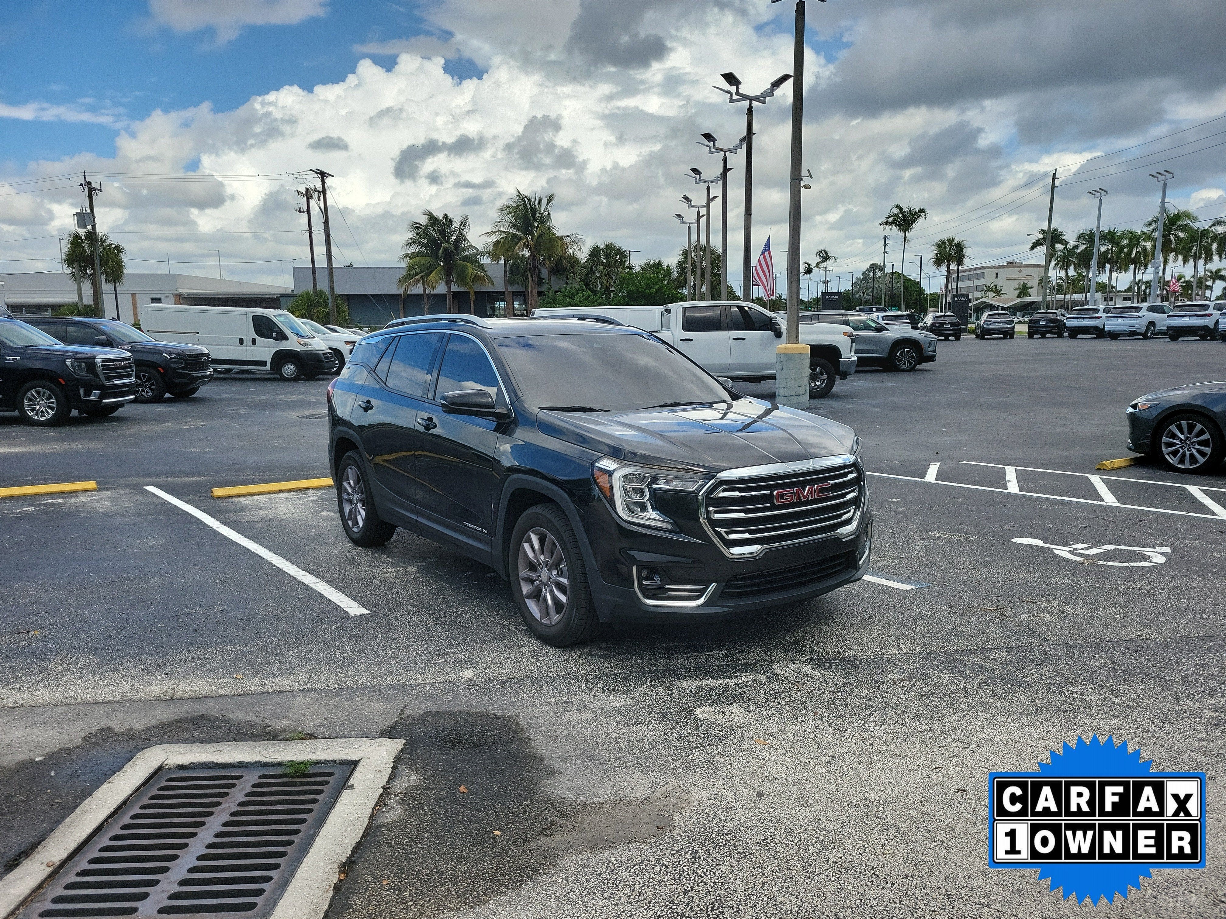 2023 GMC Terrain SLT