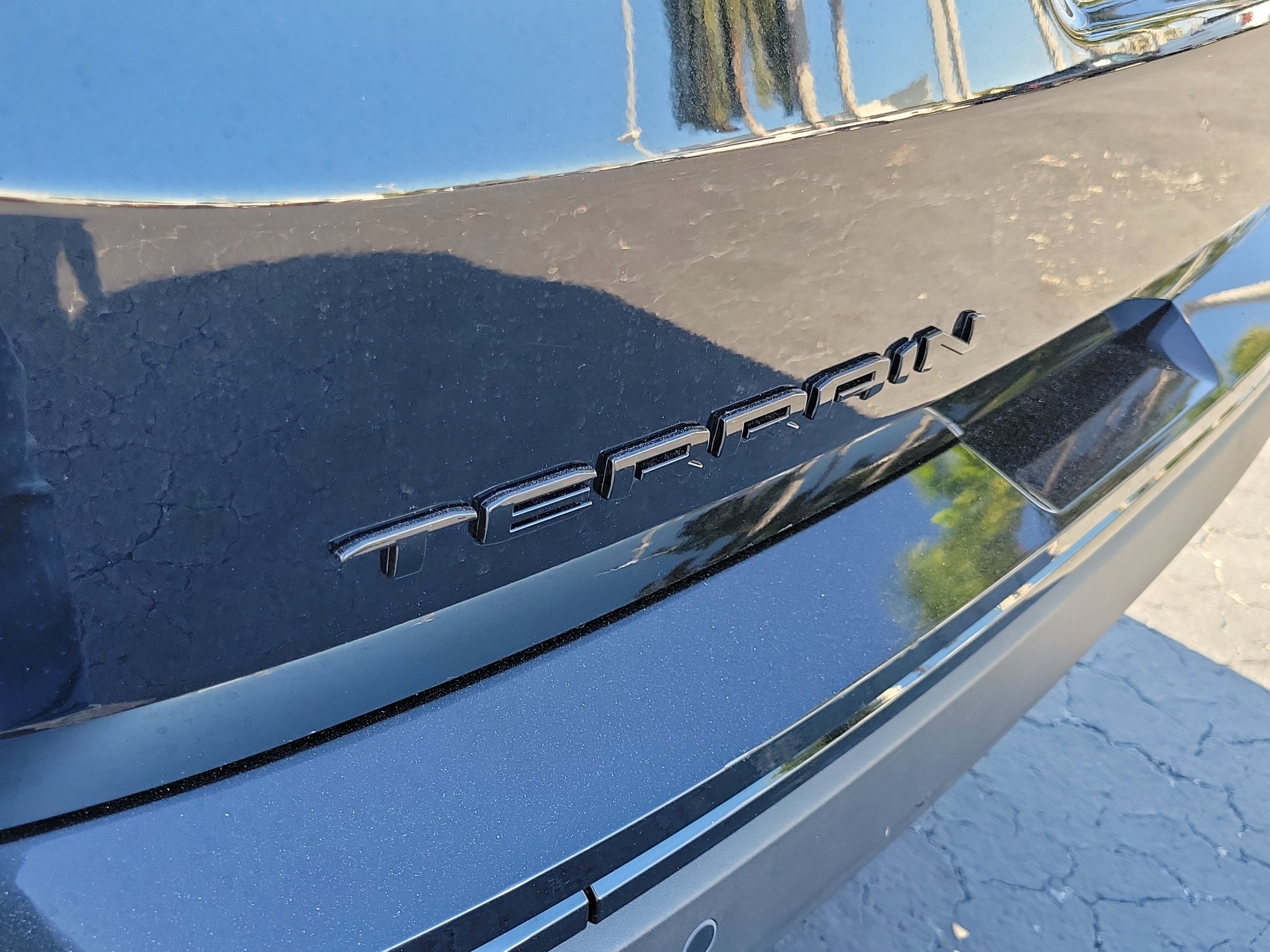 2023 GMC Terrain SLT