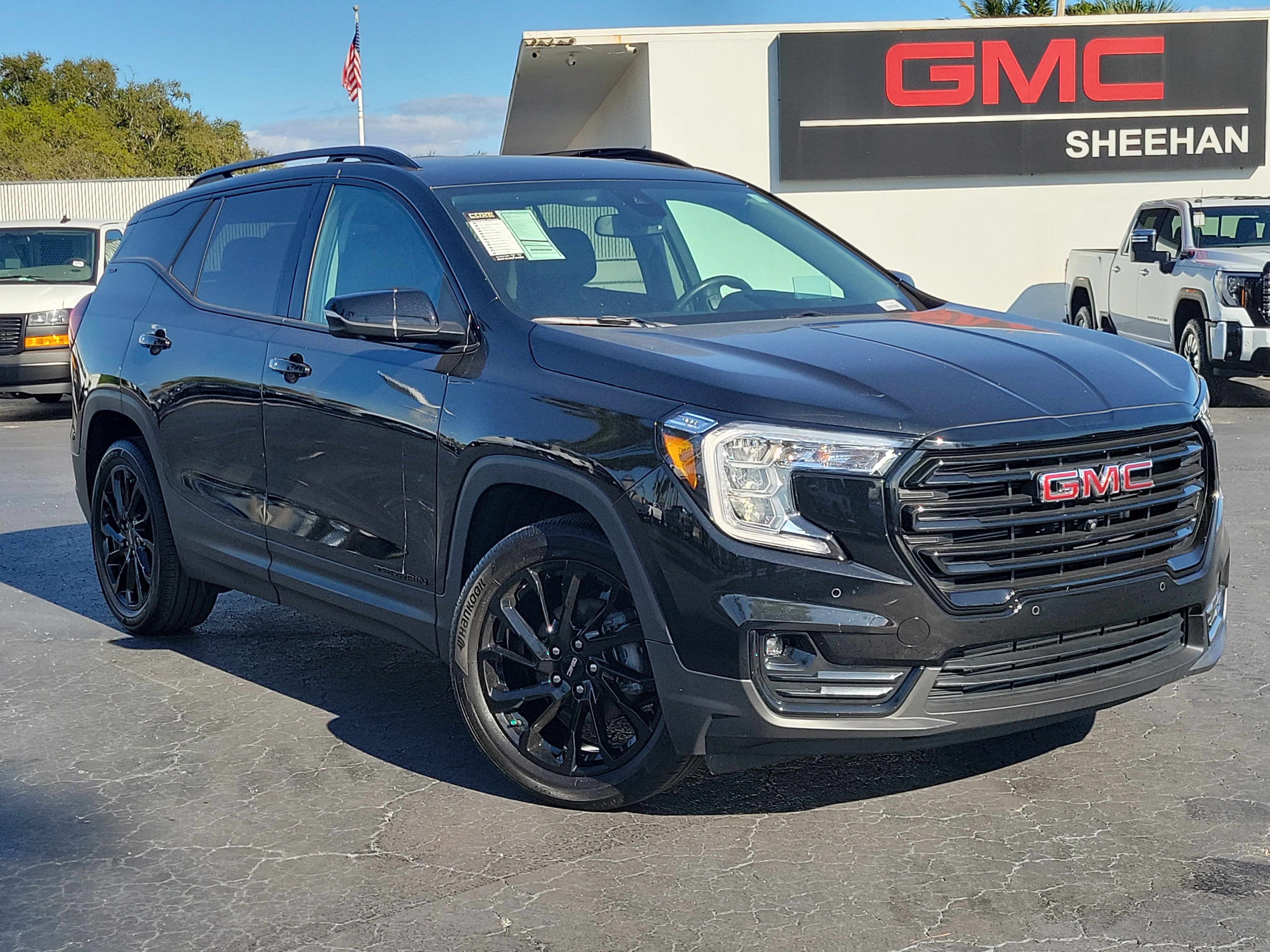 2023 GMC Terrain SLT