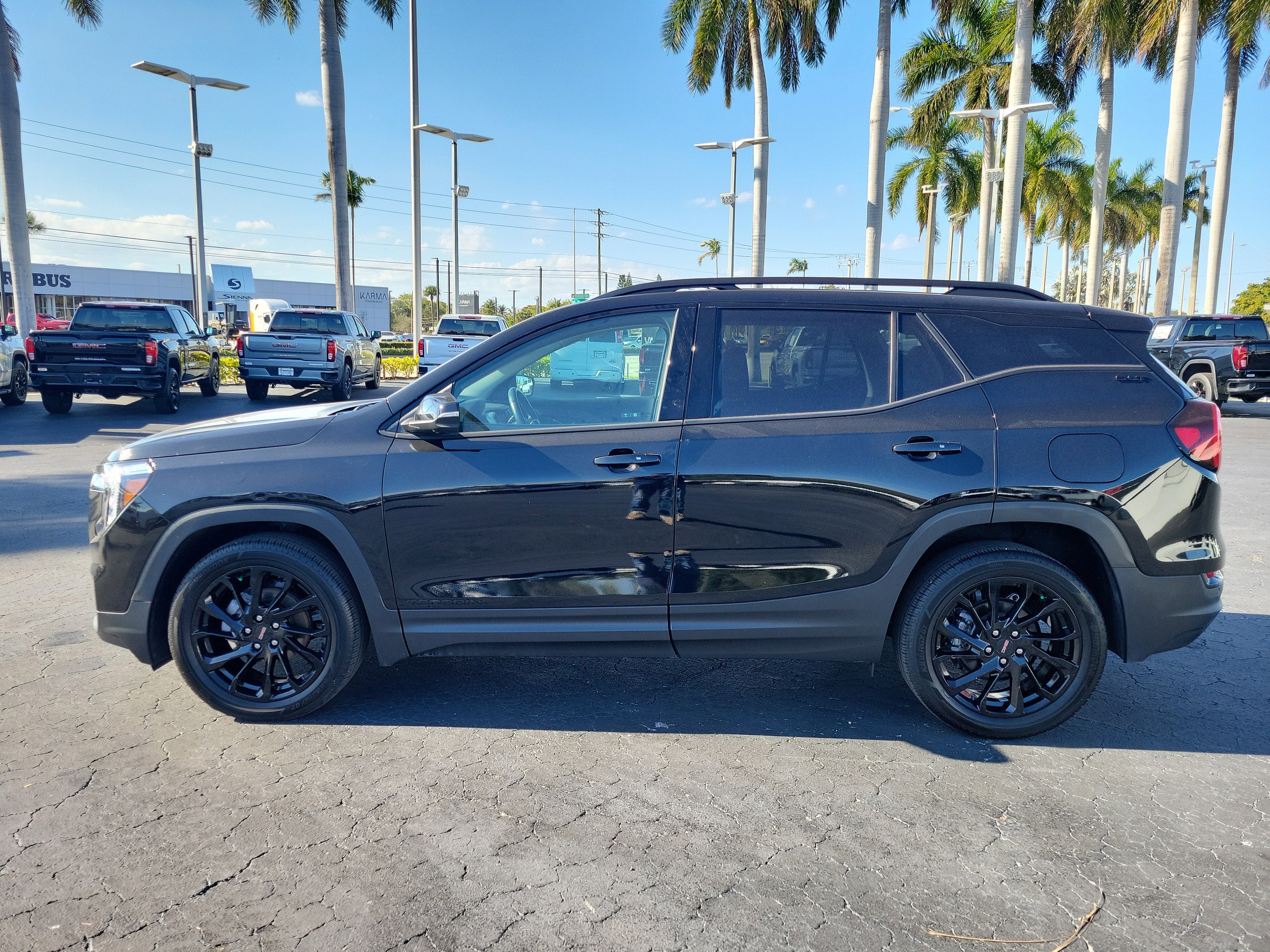 2023 GMC Terrain SLT