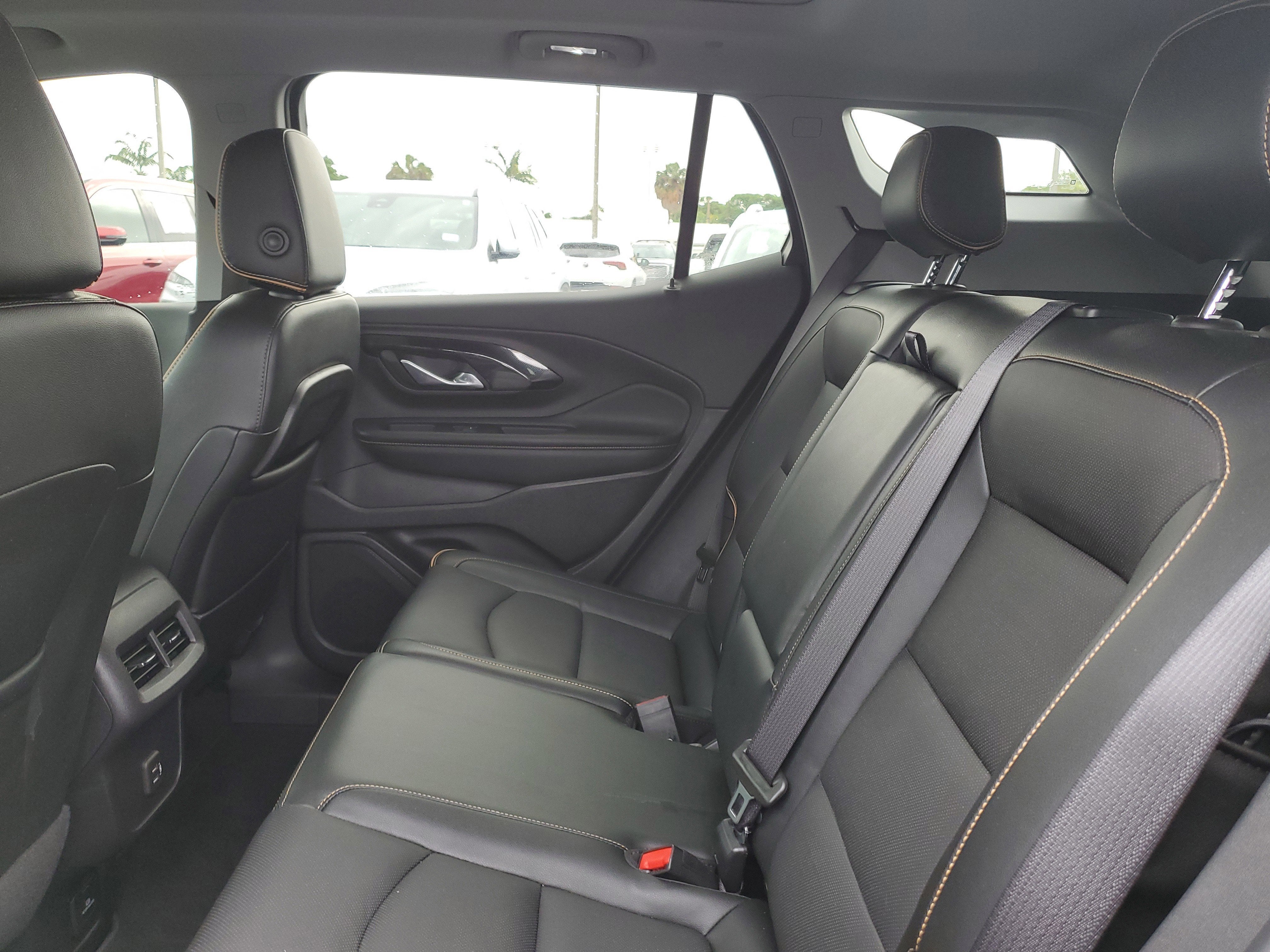 2024 GMC Terrain AT4