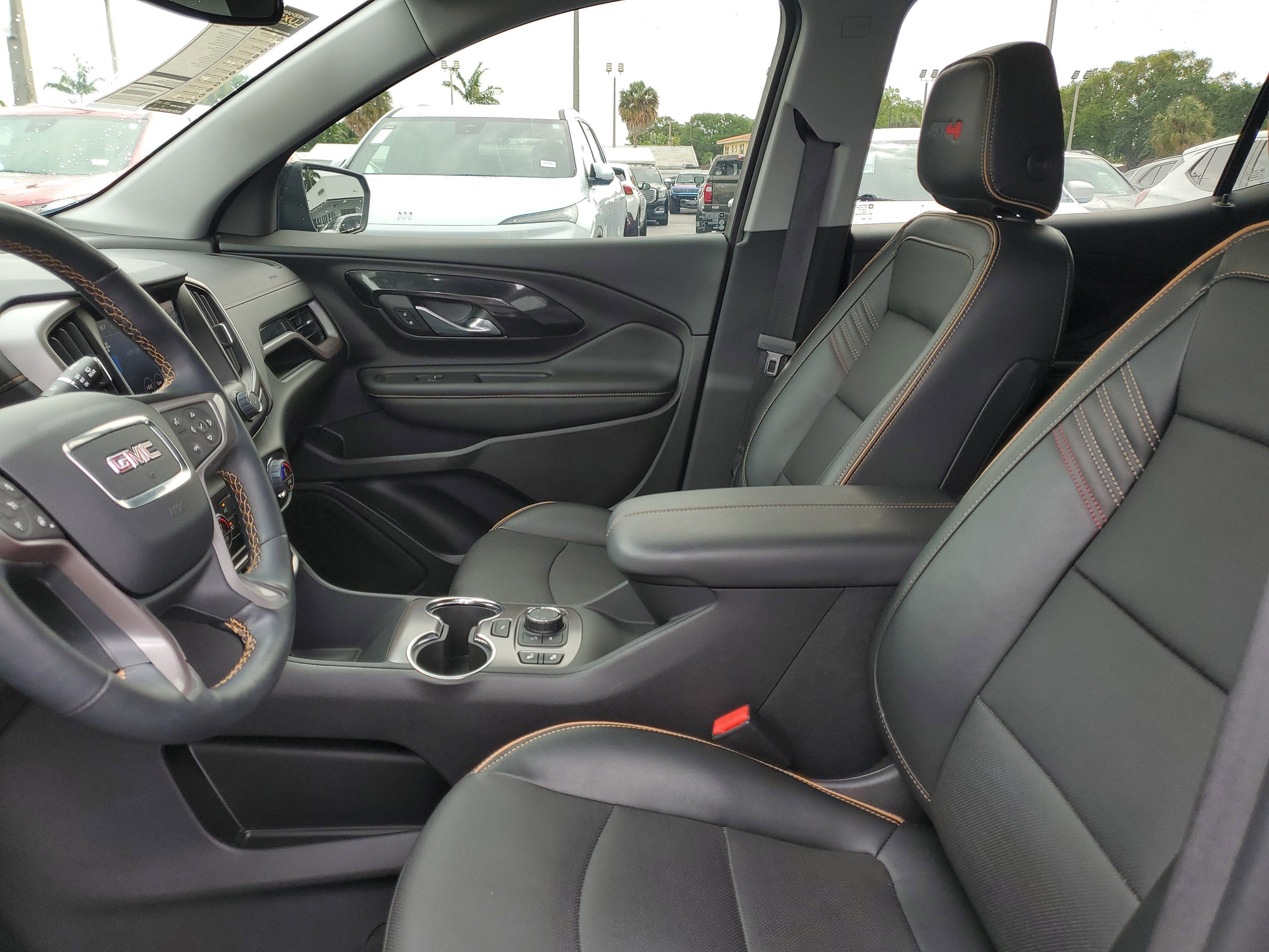 2024 GMC Terrain AT4