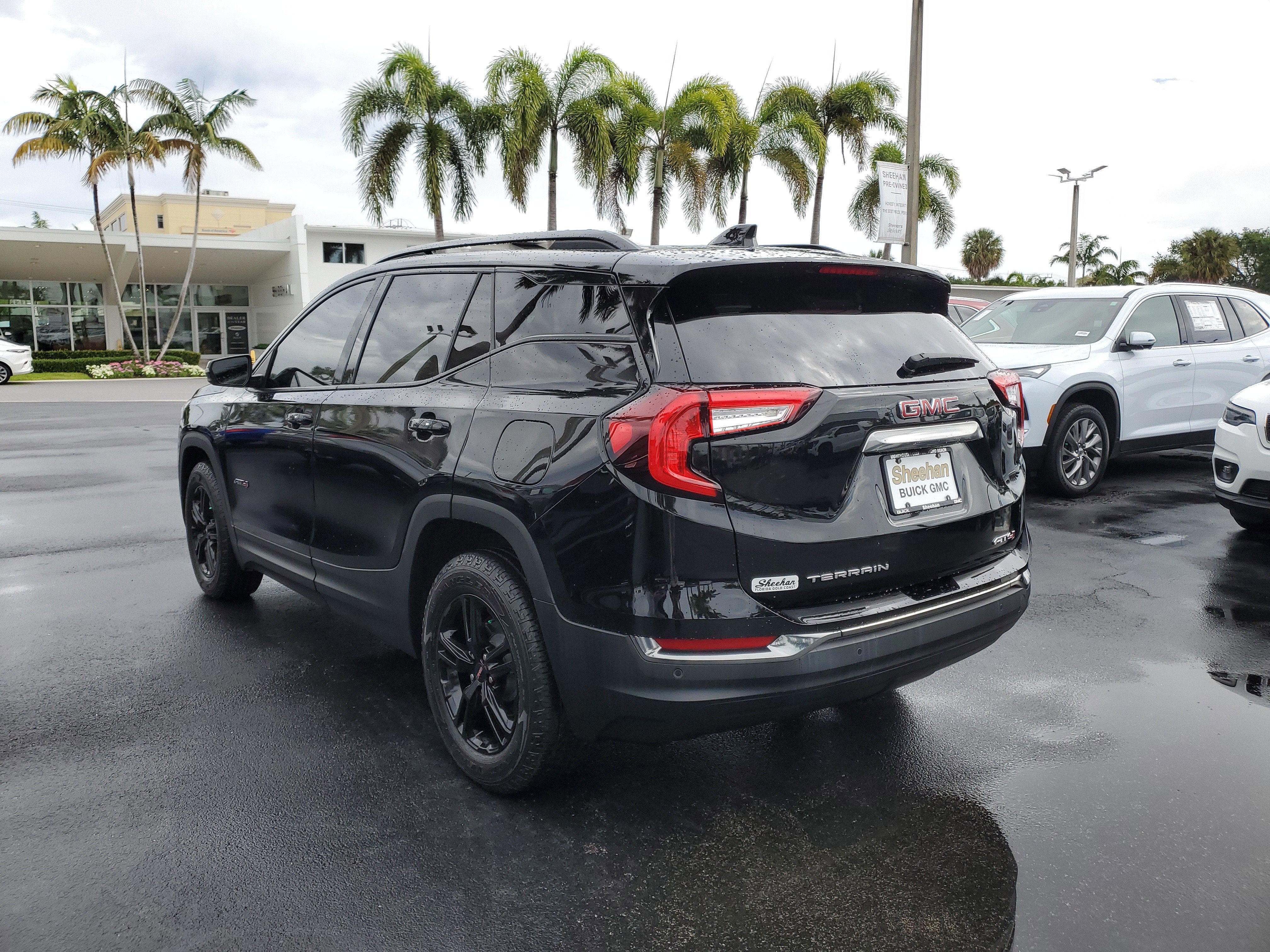 2024 GMC Terrain AT4