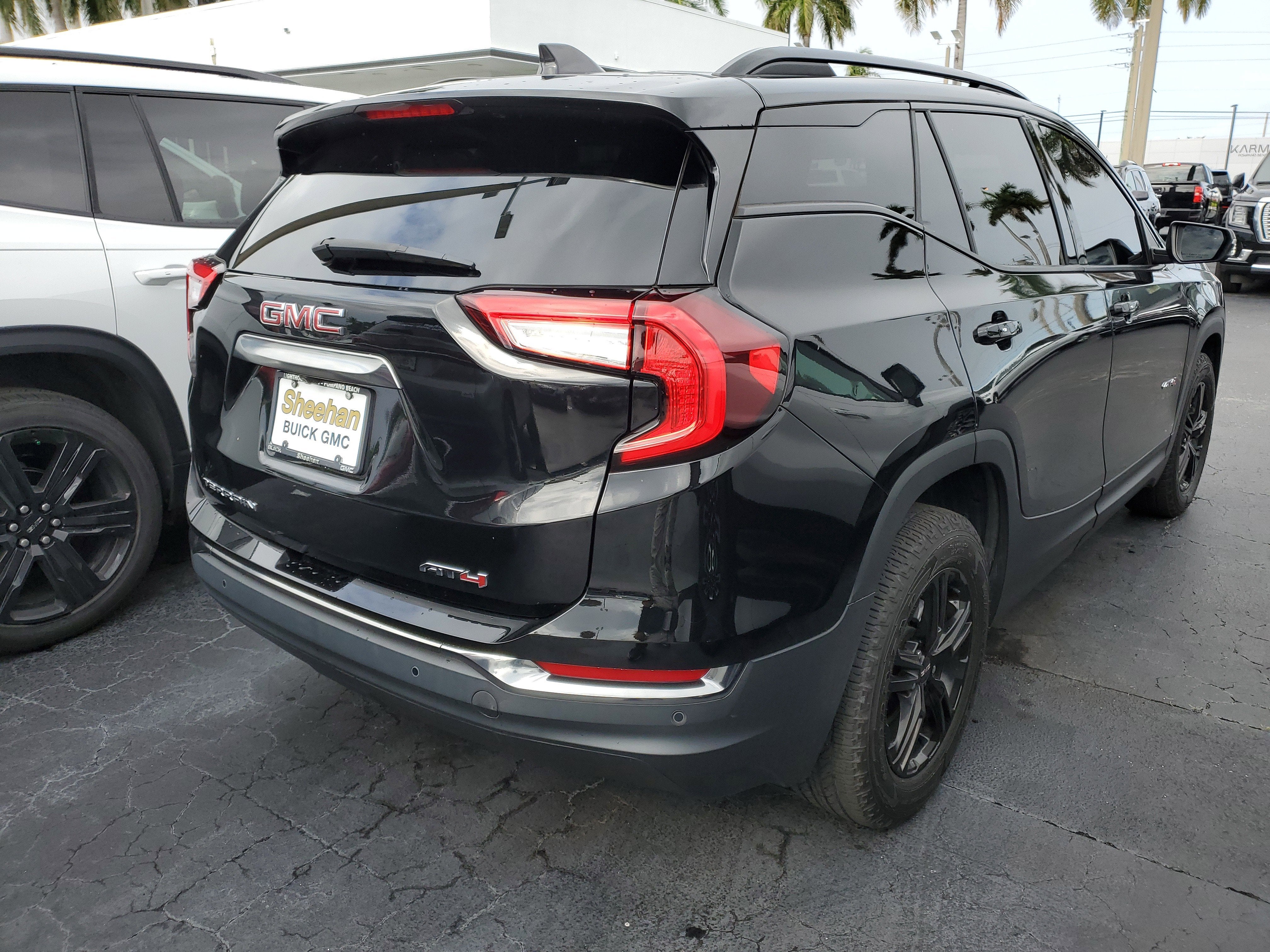 2024 GMC Terrain AT4