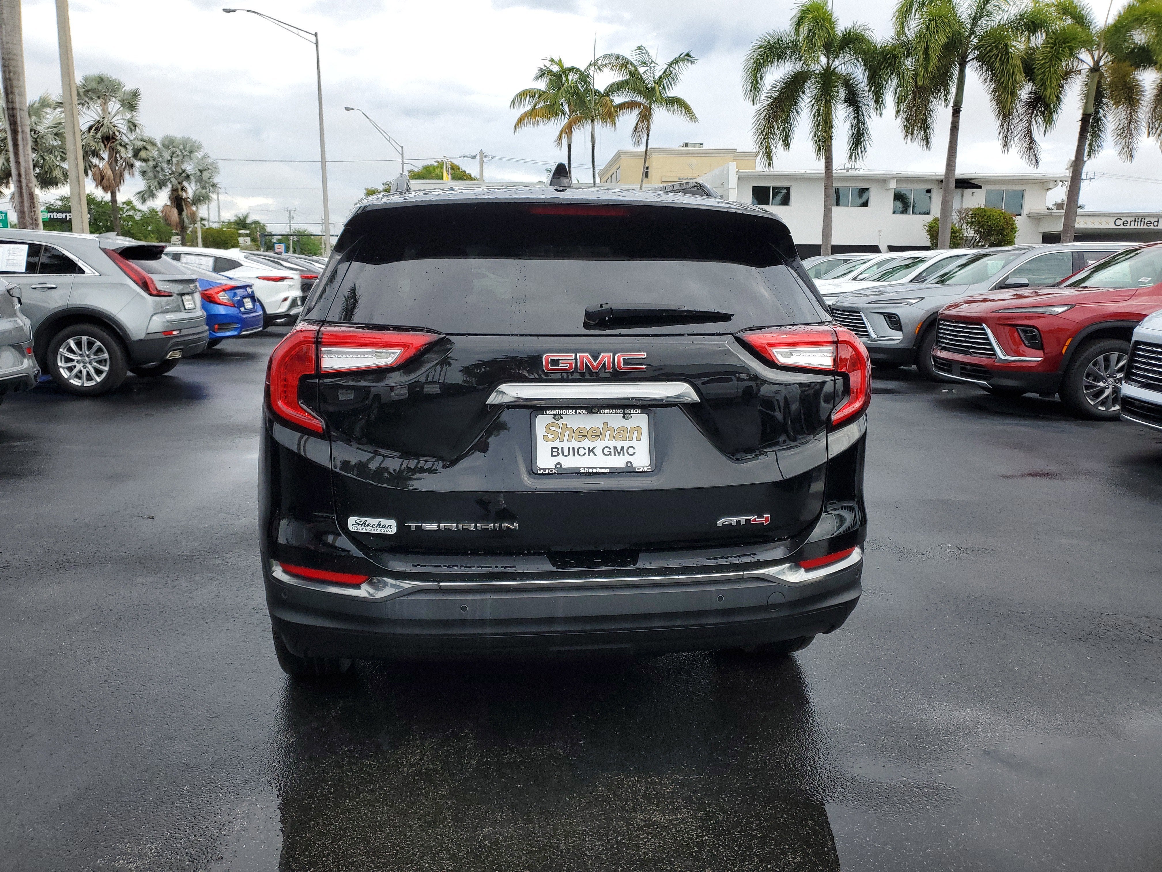 2024 GMC Terrain AT4