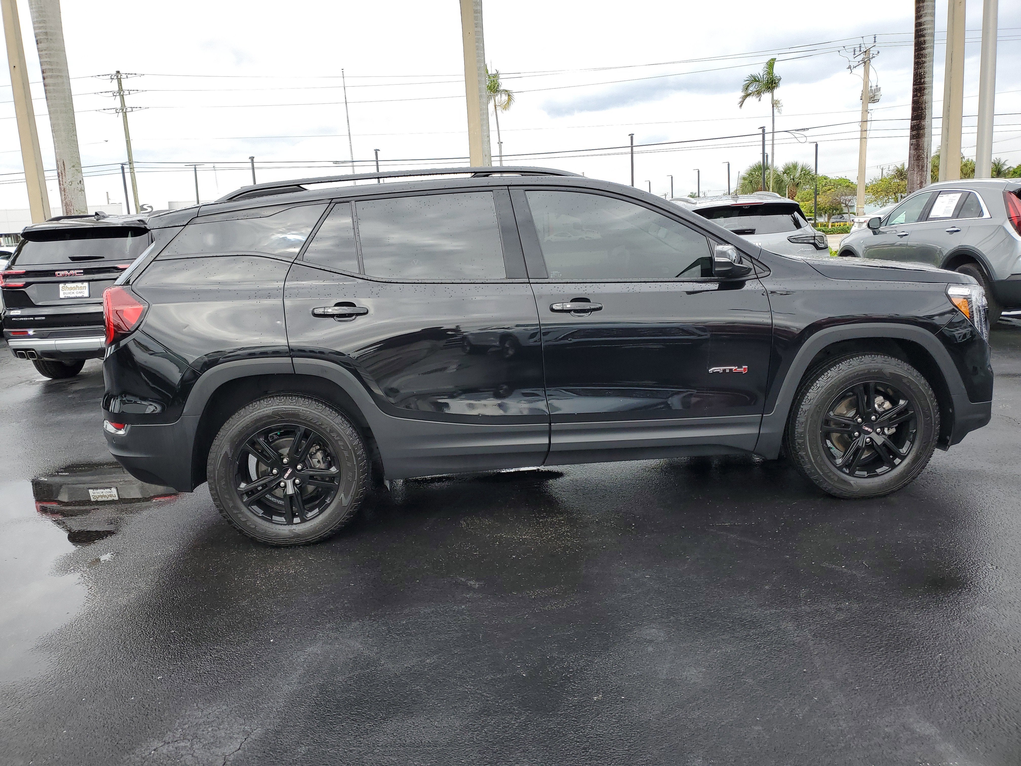 2024 GMC Terrain AT4