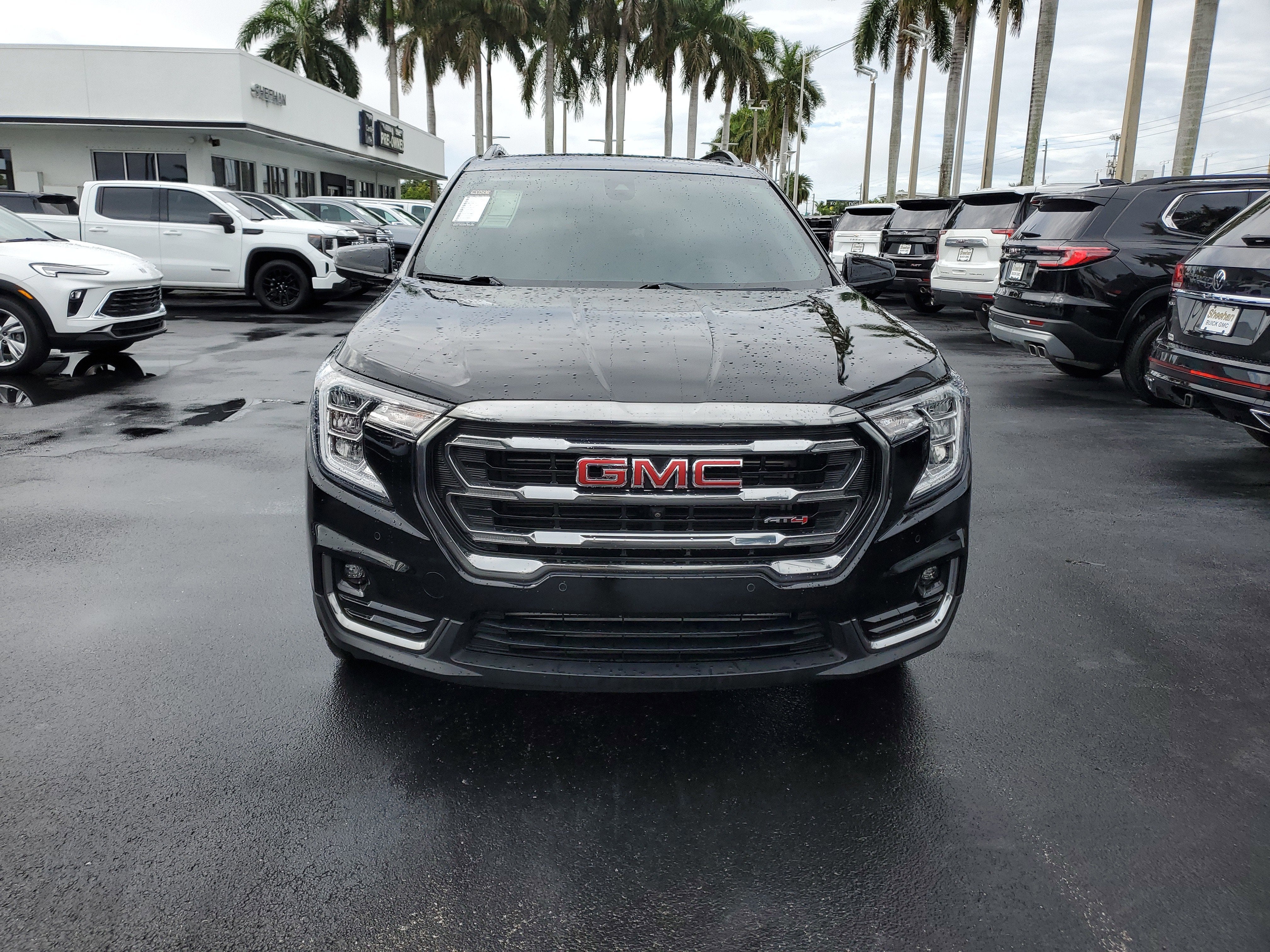 2024 GMC Terrain AT4