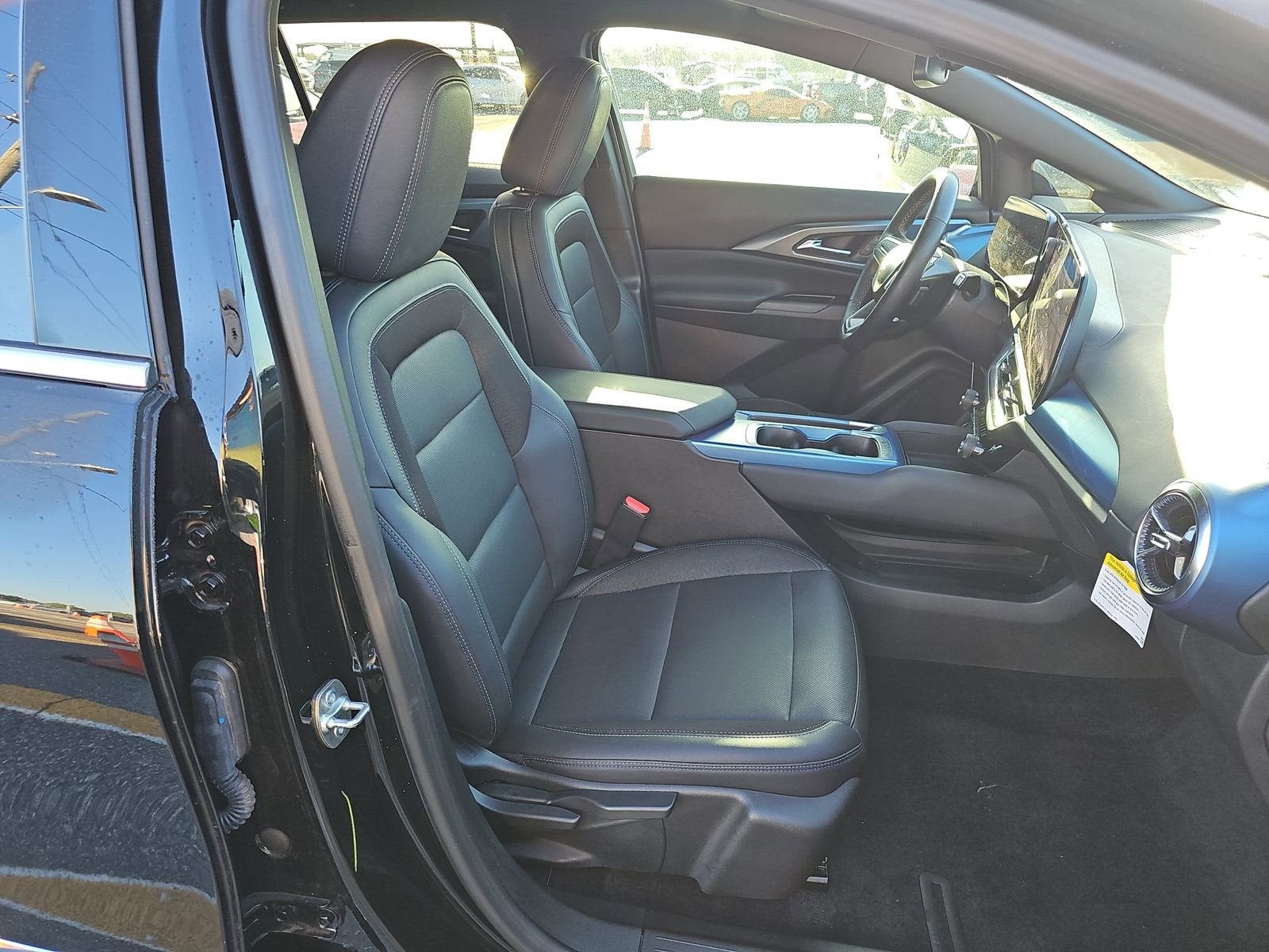 2024 Chevrolet Equinox EV 2LT