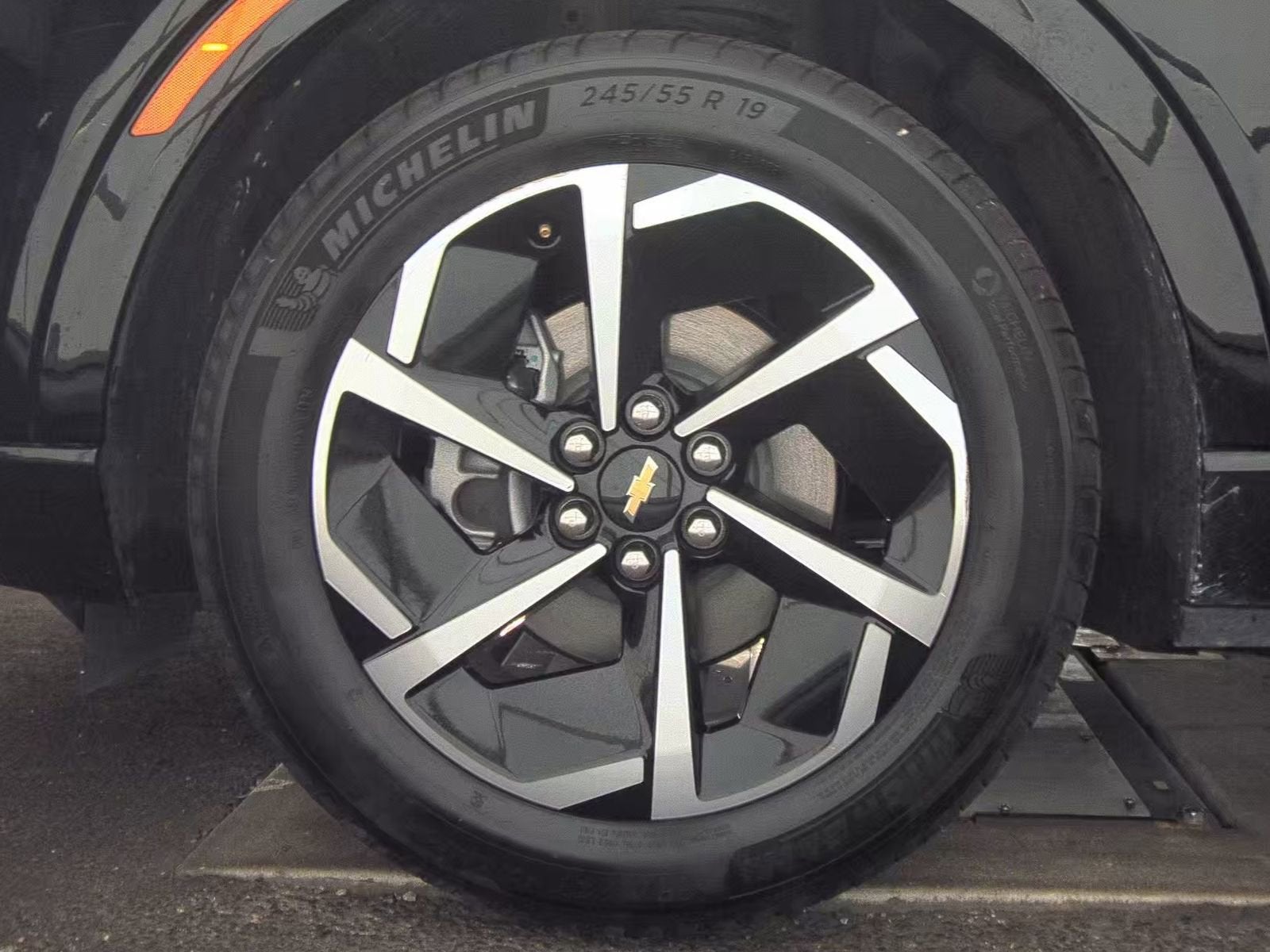 2024 Chevrolet Equinox EV 2LT