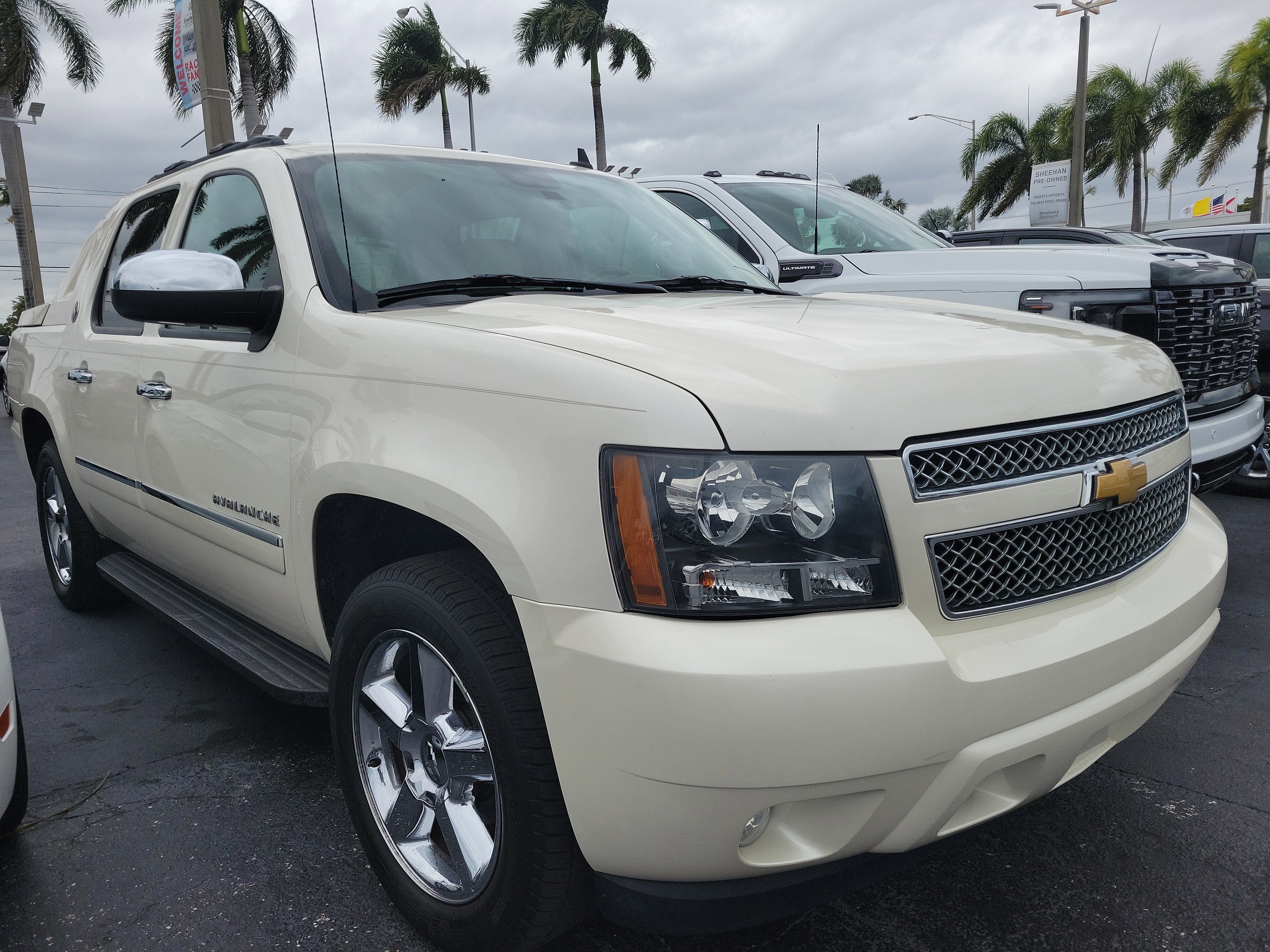 2013 Chevrolet Avalanche LTZ