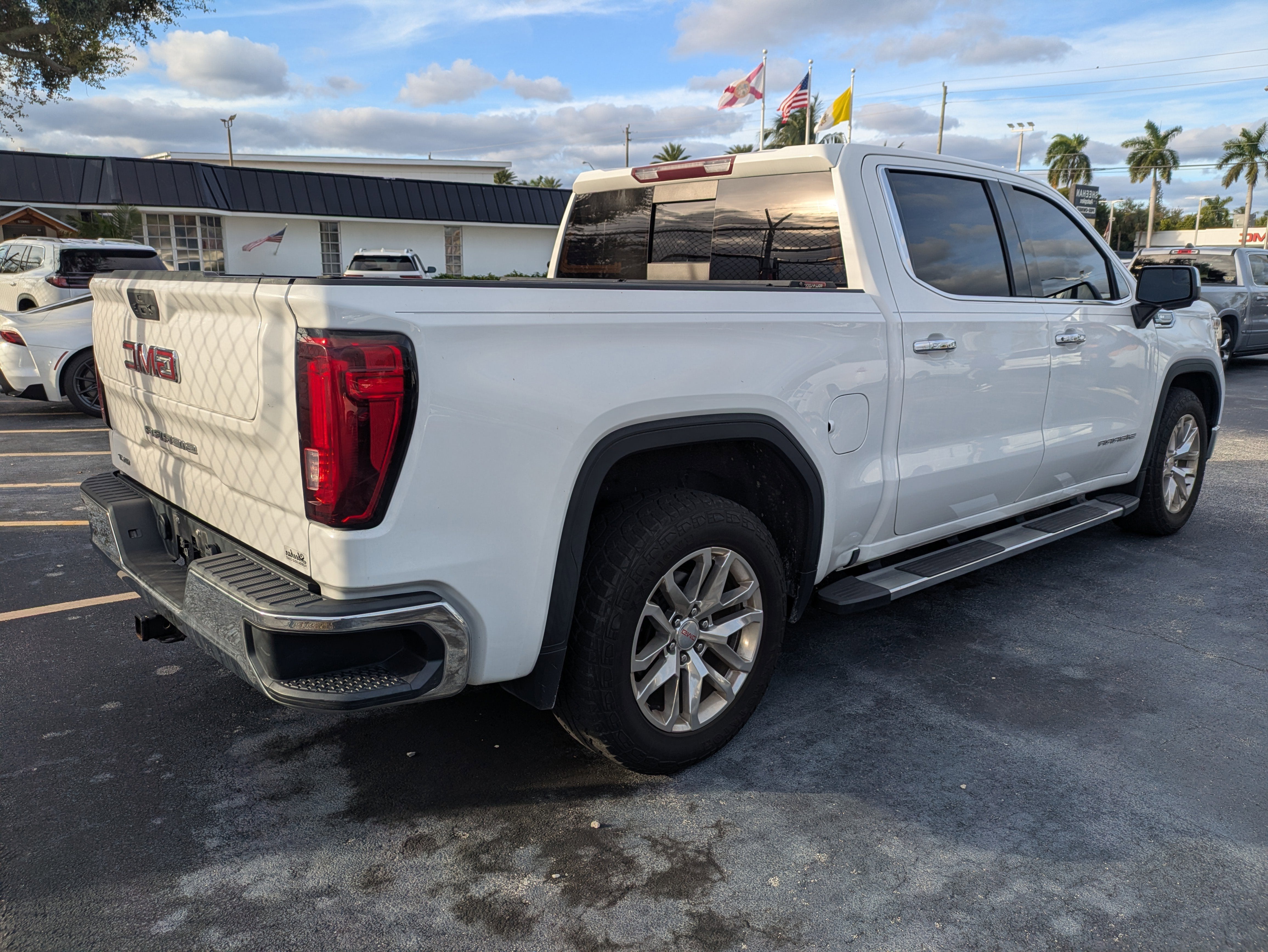 2021 GMC Sierra 1500 SLT