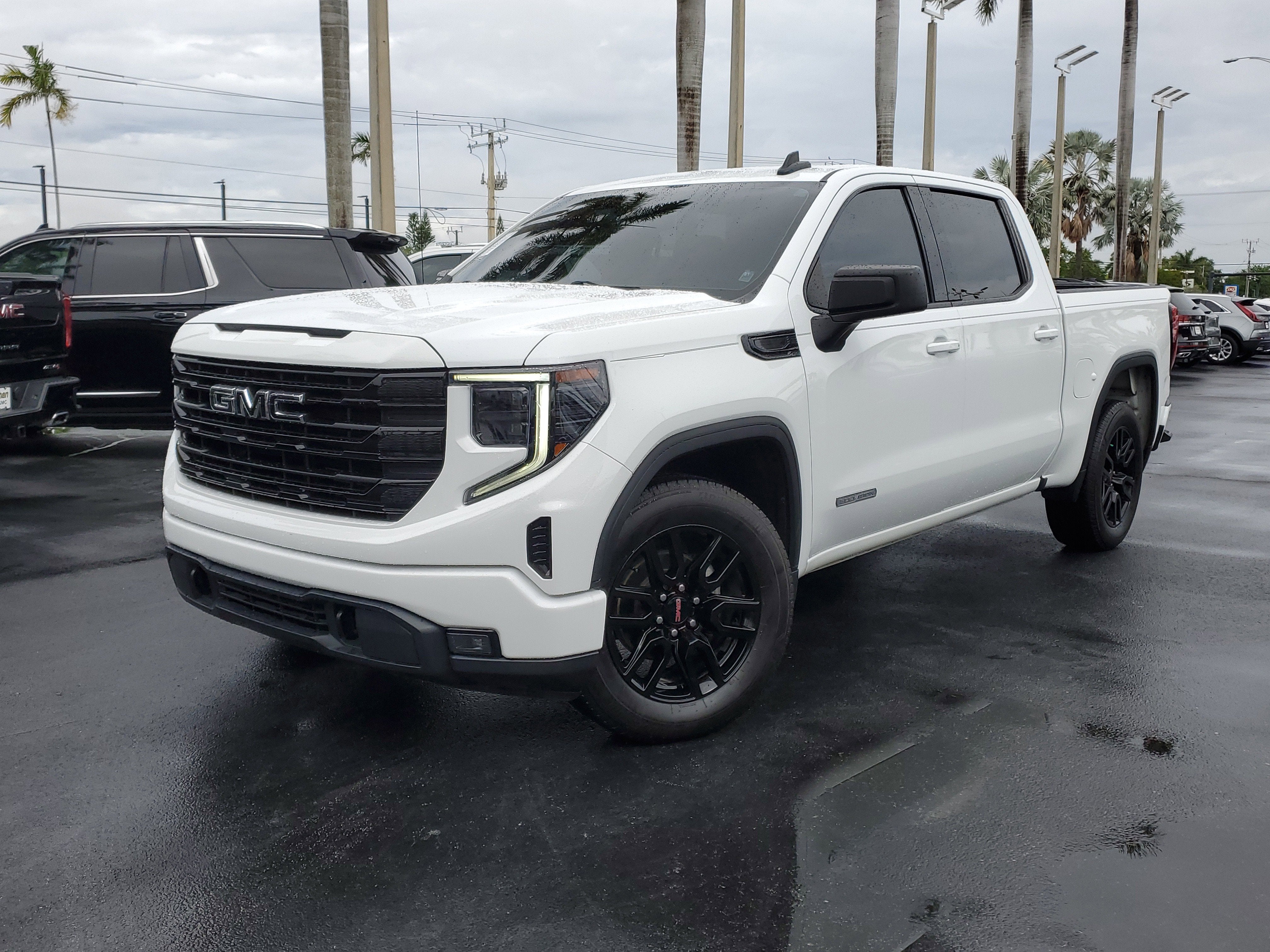2023 GMC Sierra 1500 Elevation
