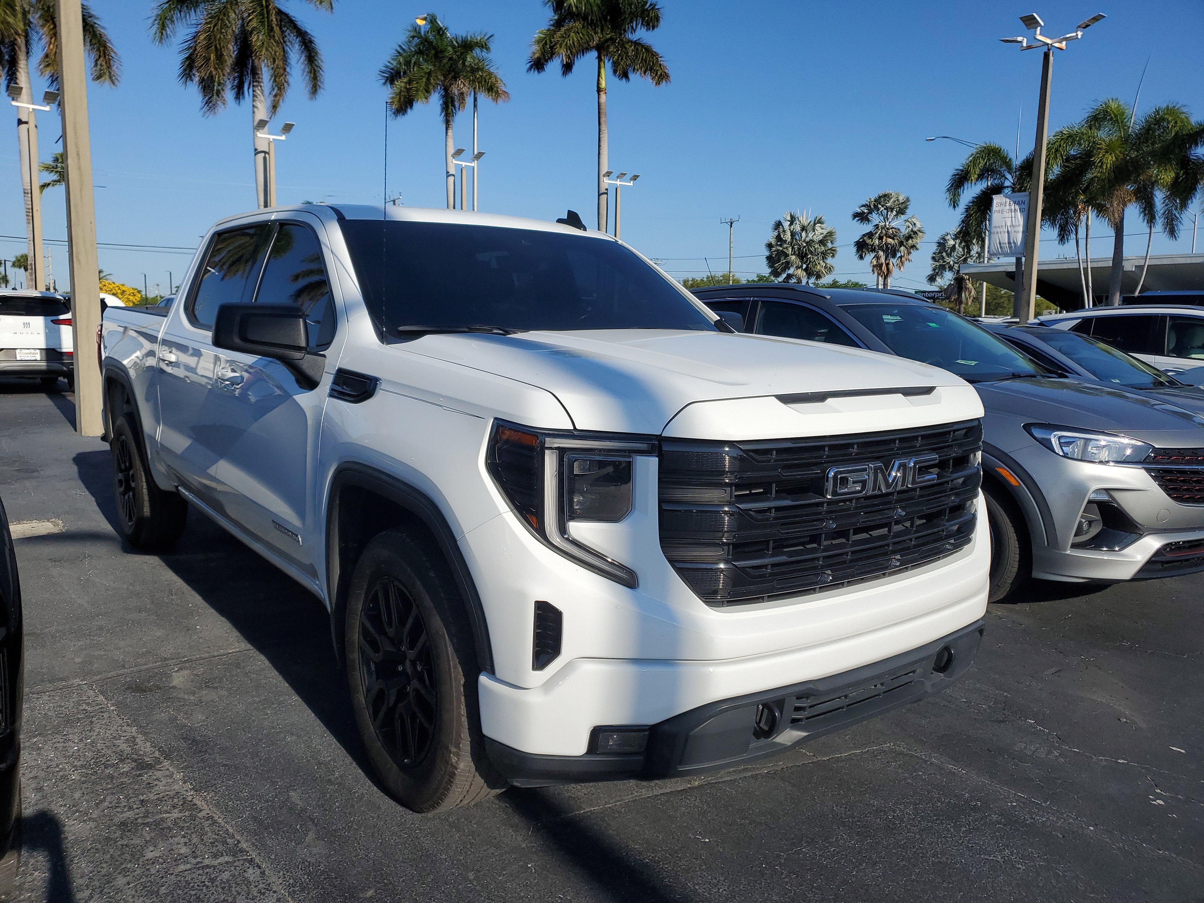 2023 GMC Sierra 1500 Elevation