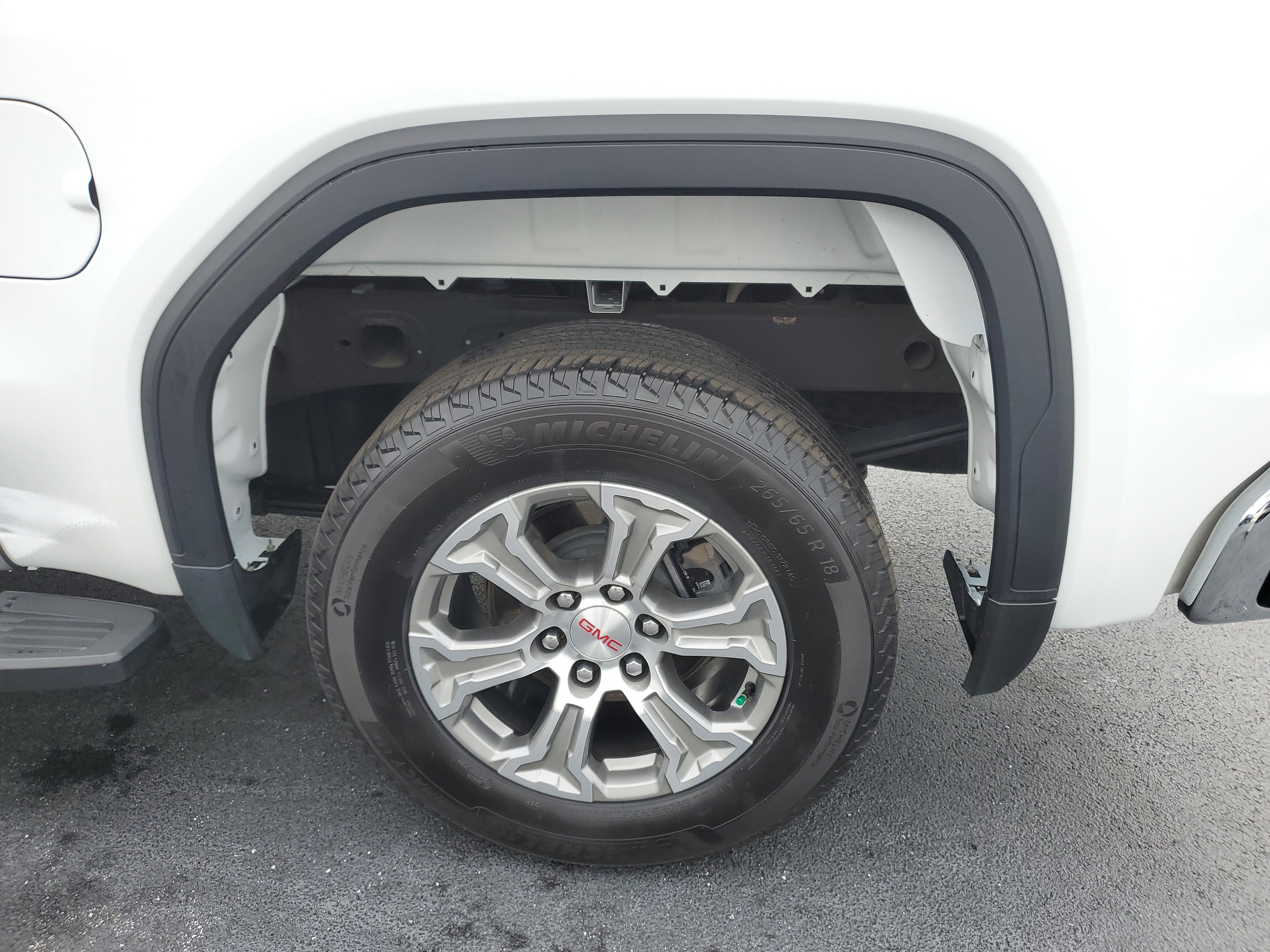 2025 GMC Sierra 1500 SLE