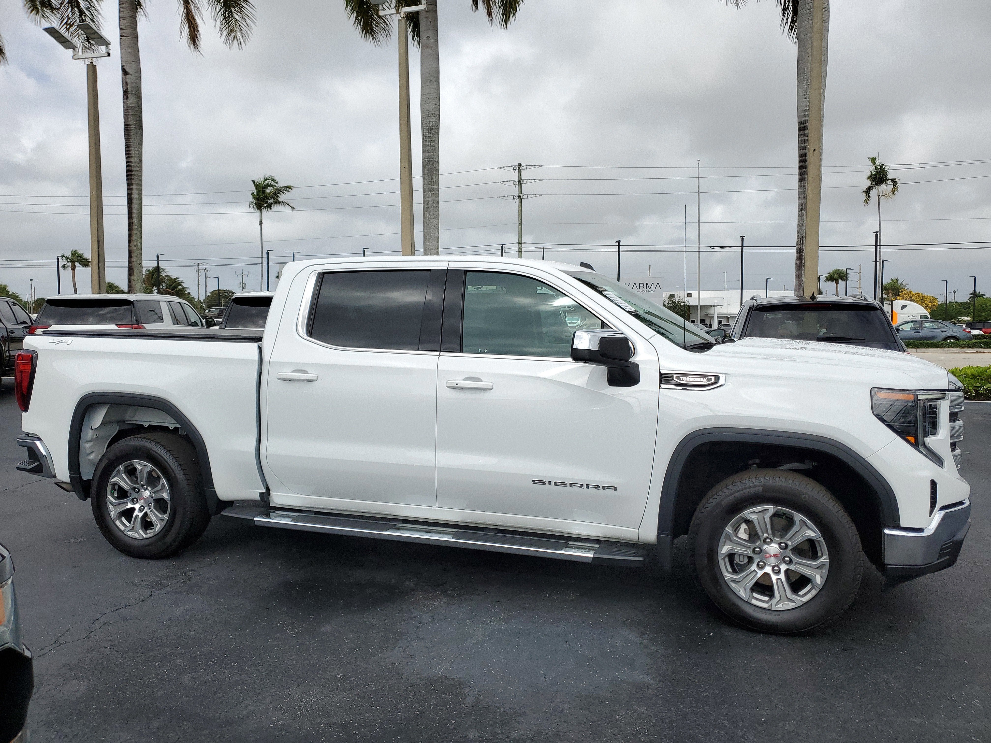 2025 GMC Sierra 1500 SLE