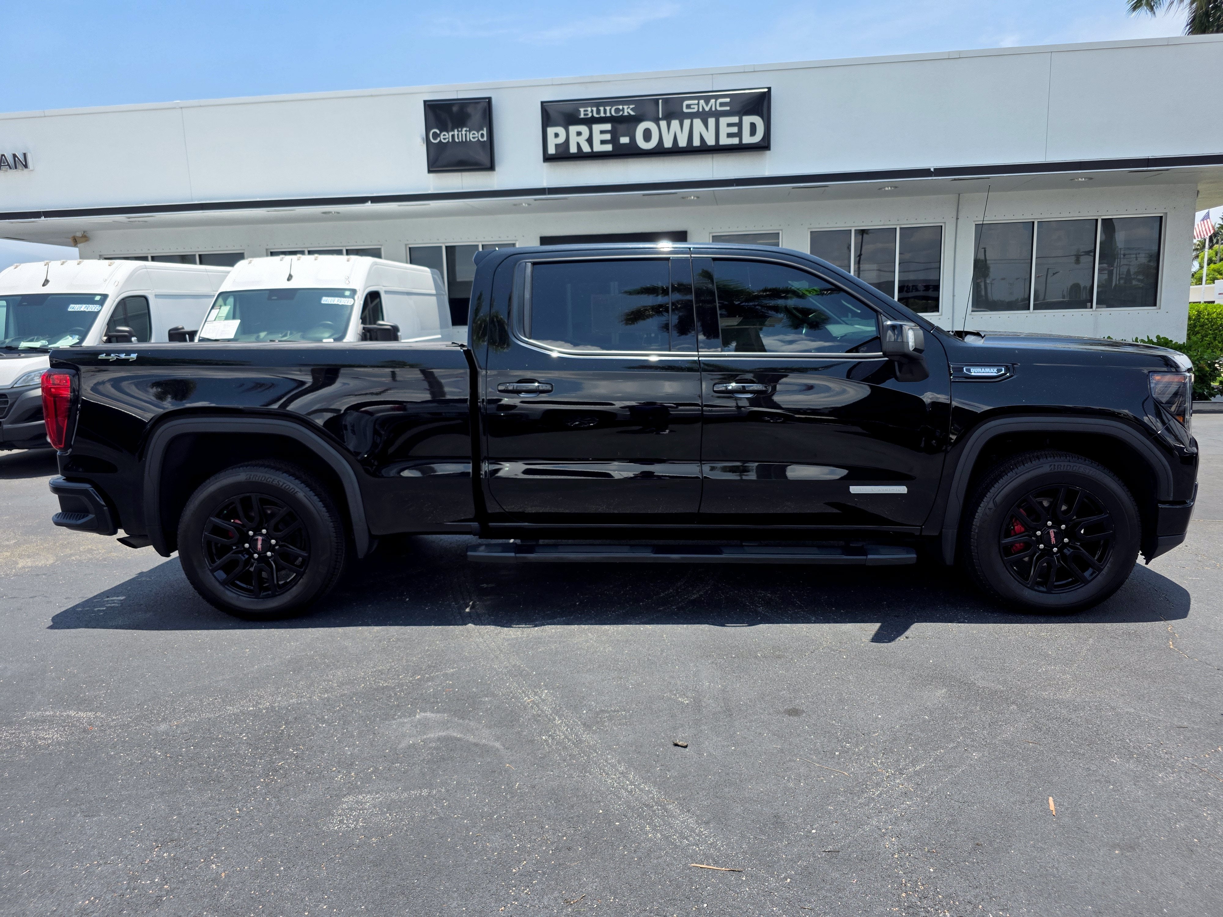 2022 GMC Sierra 1500 Elevation