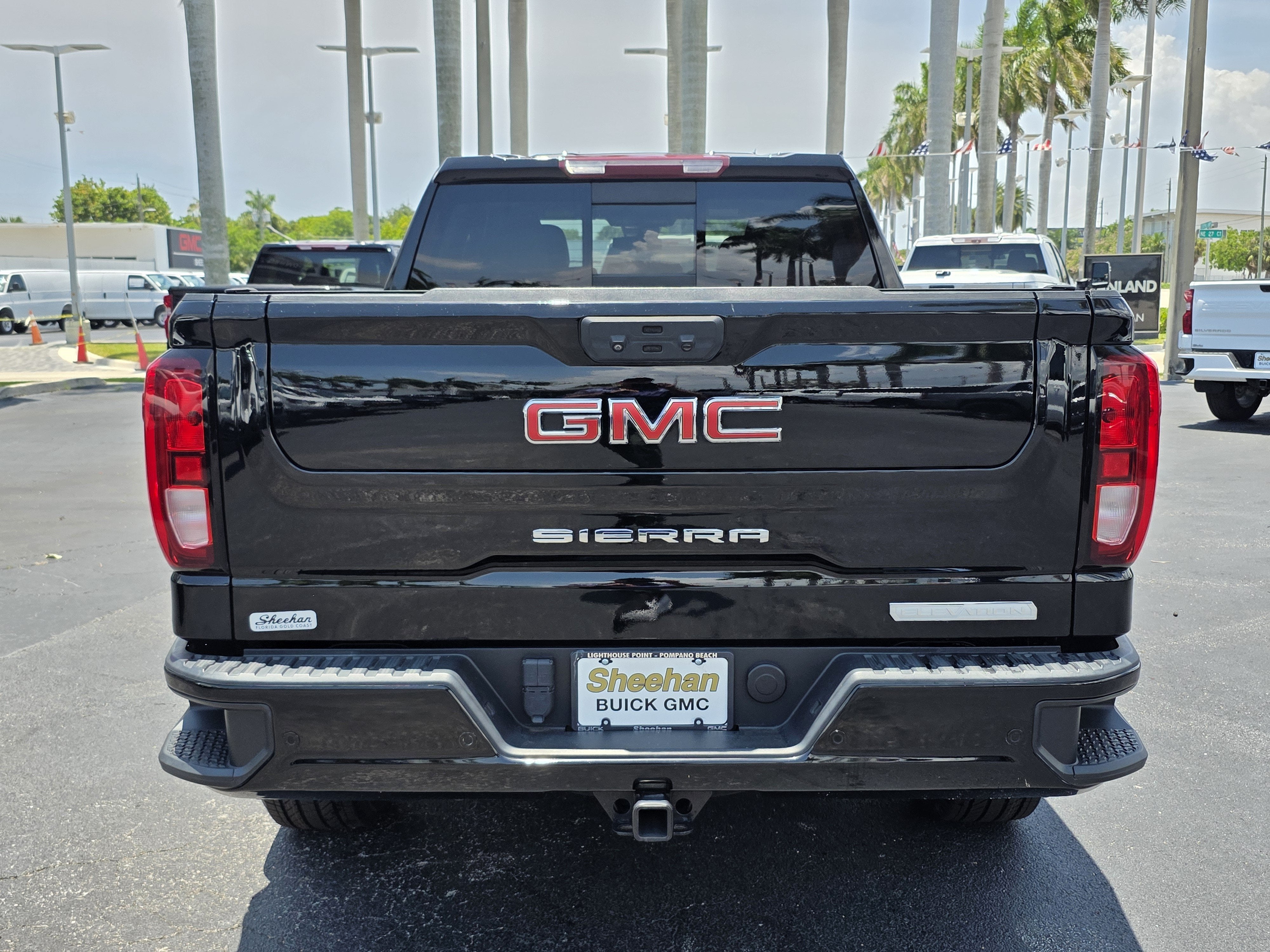 2022 GMC Sierra 1500 Elevation