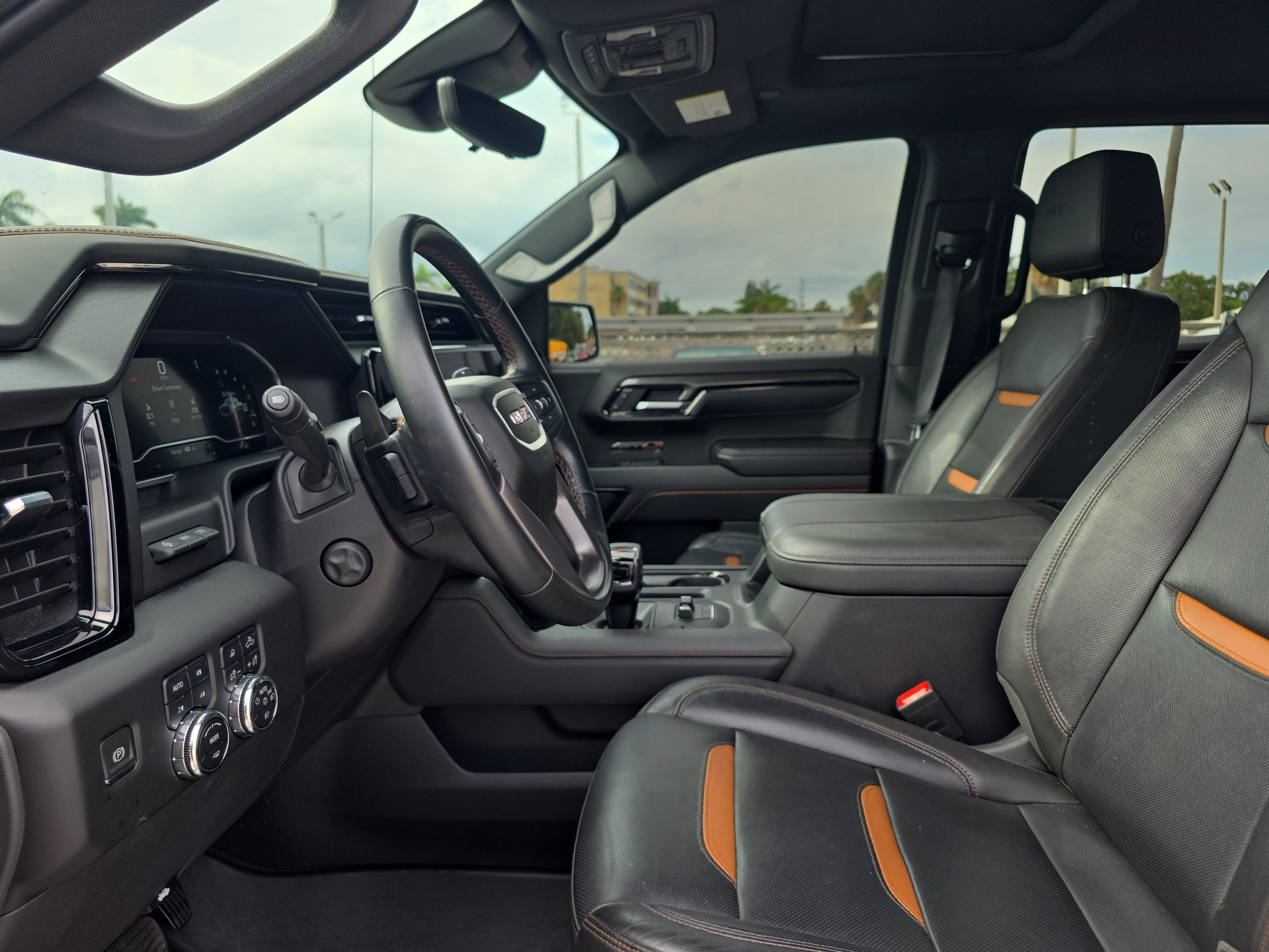 2023 GMC Sierra 1500 AT4
