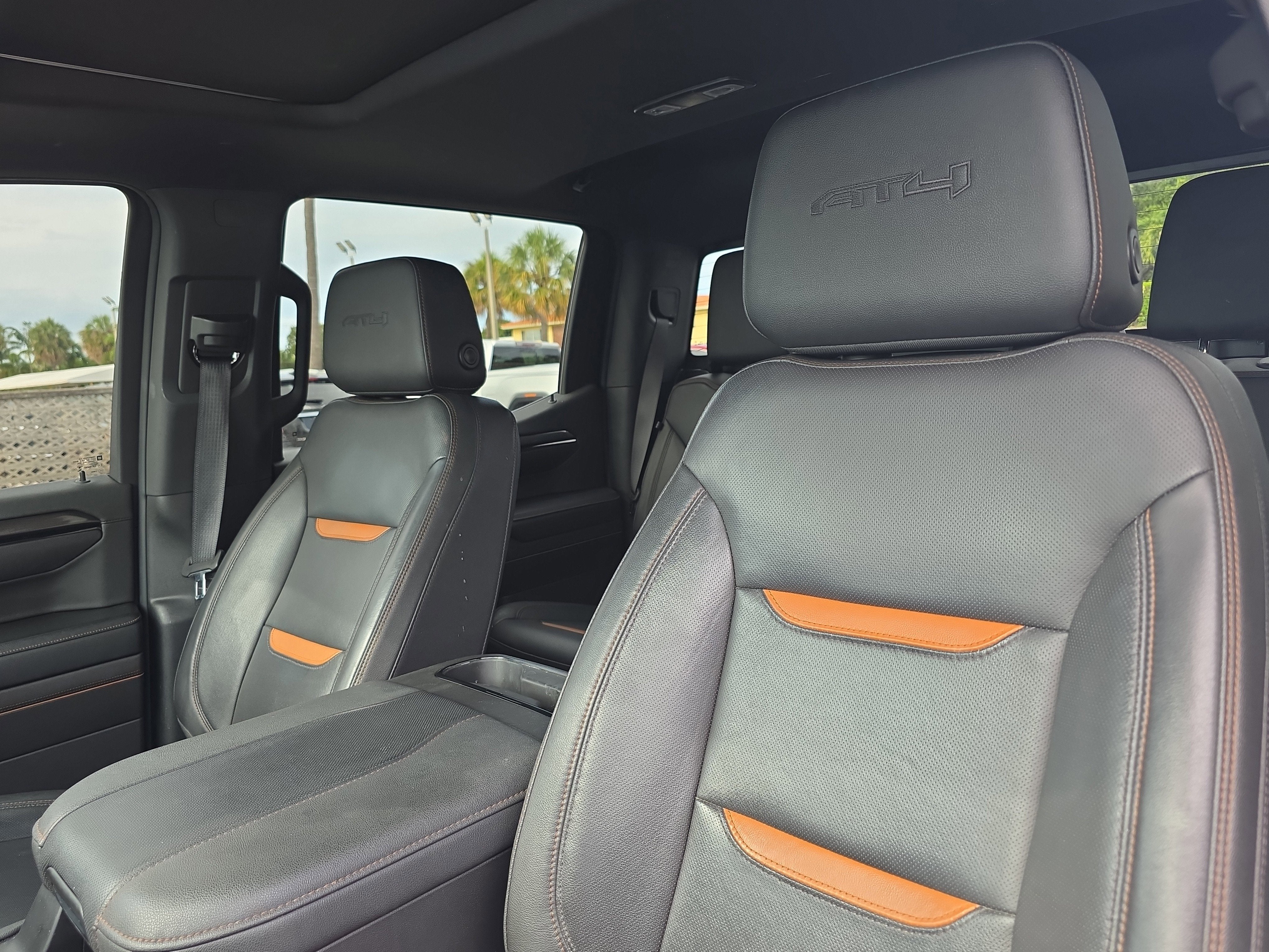 2023 GMC Sierra 1500 AT4