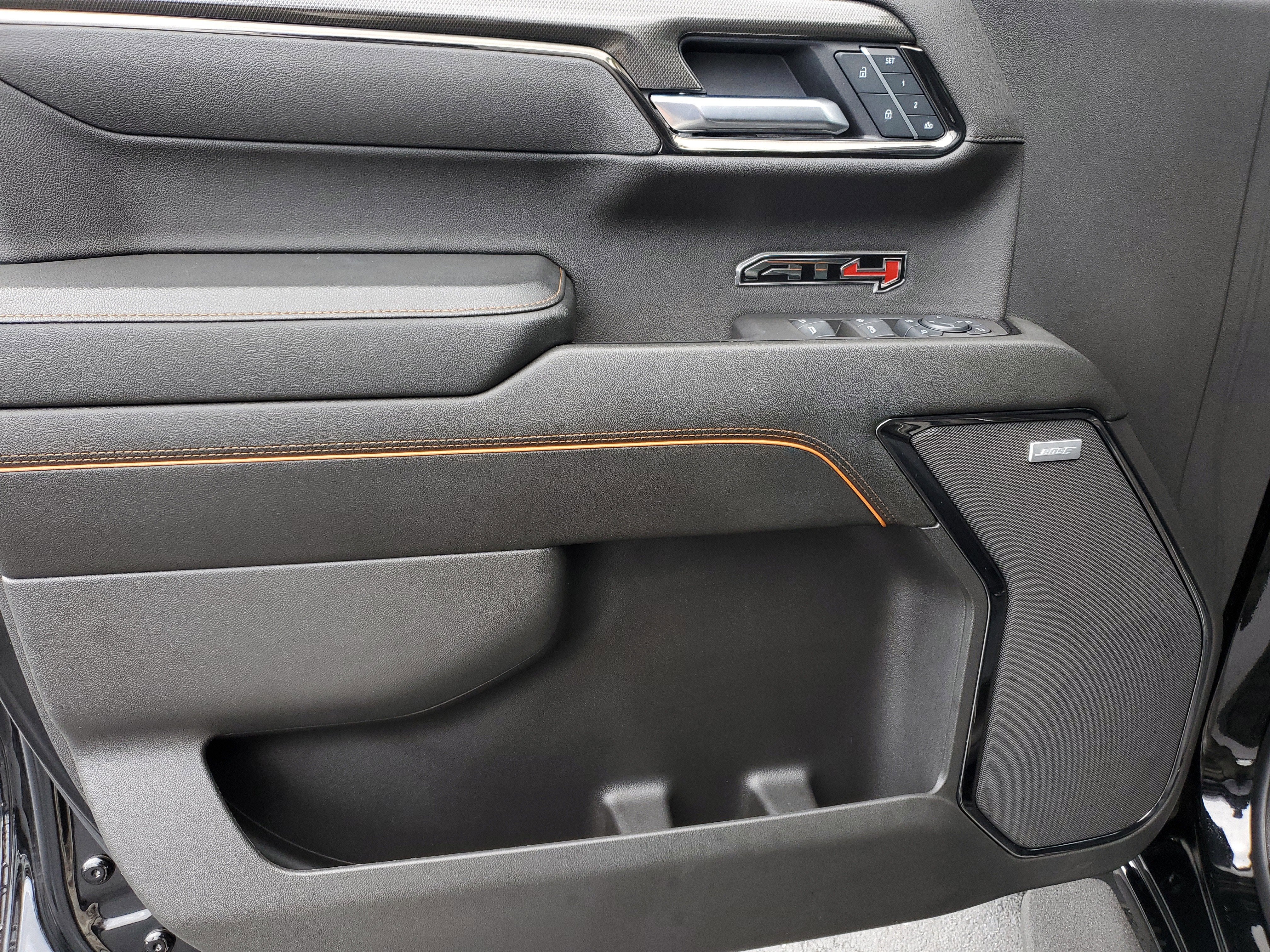 2025 GMC Sierra 1500 AT4