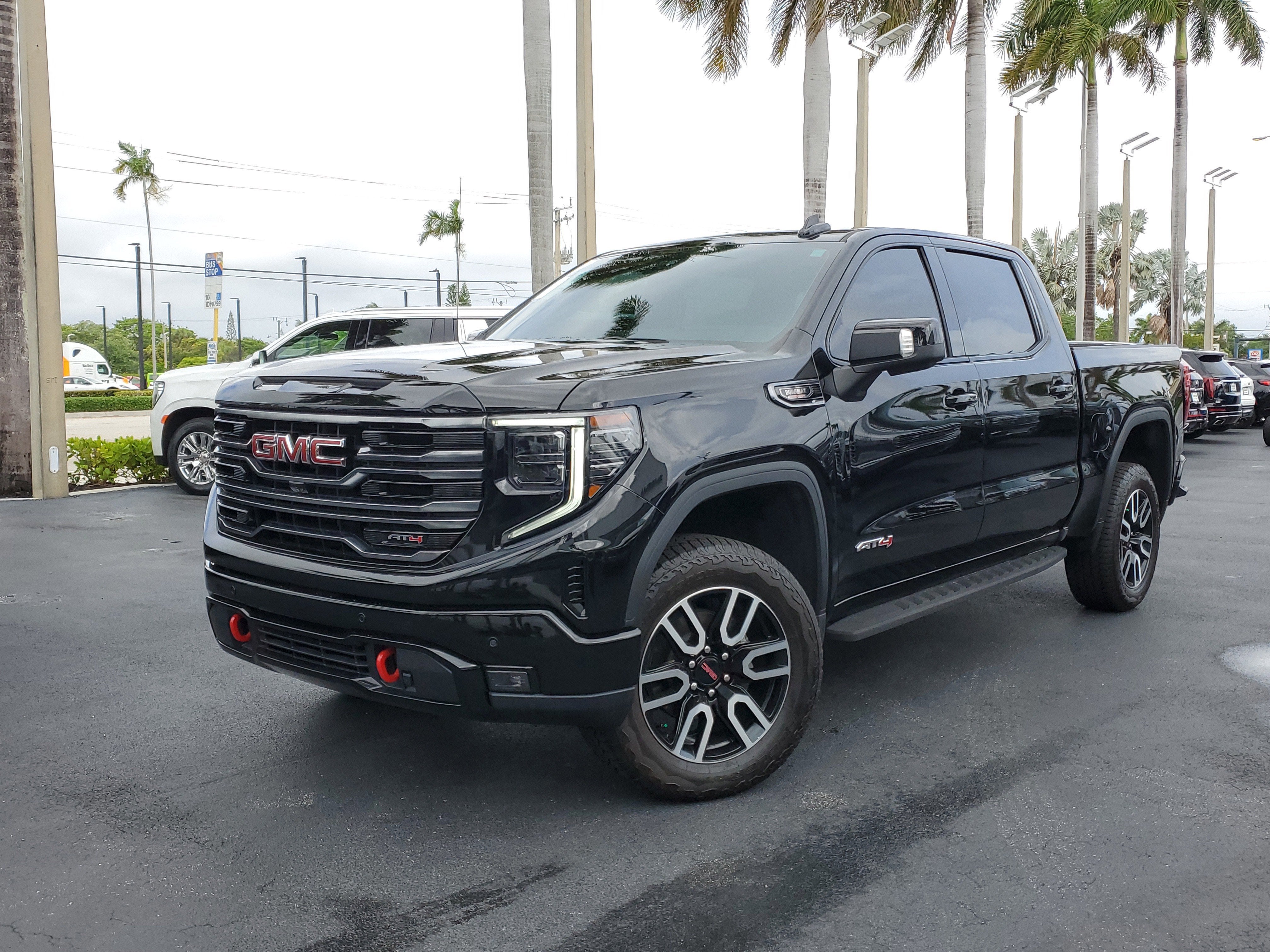2025 GMC Sierra 1500 AT4