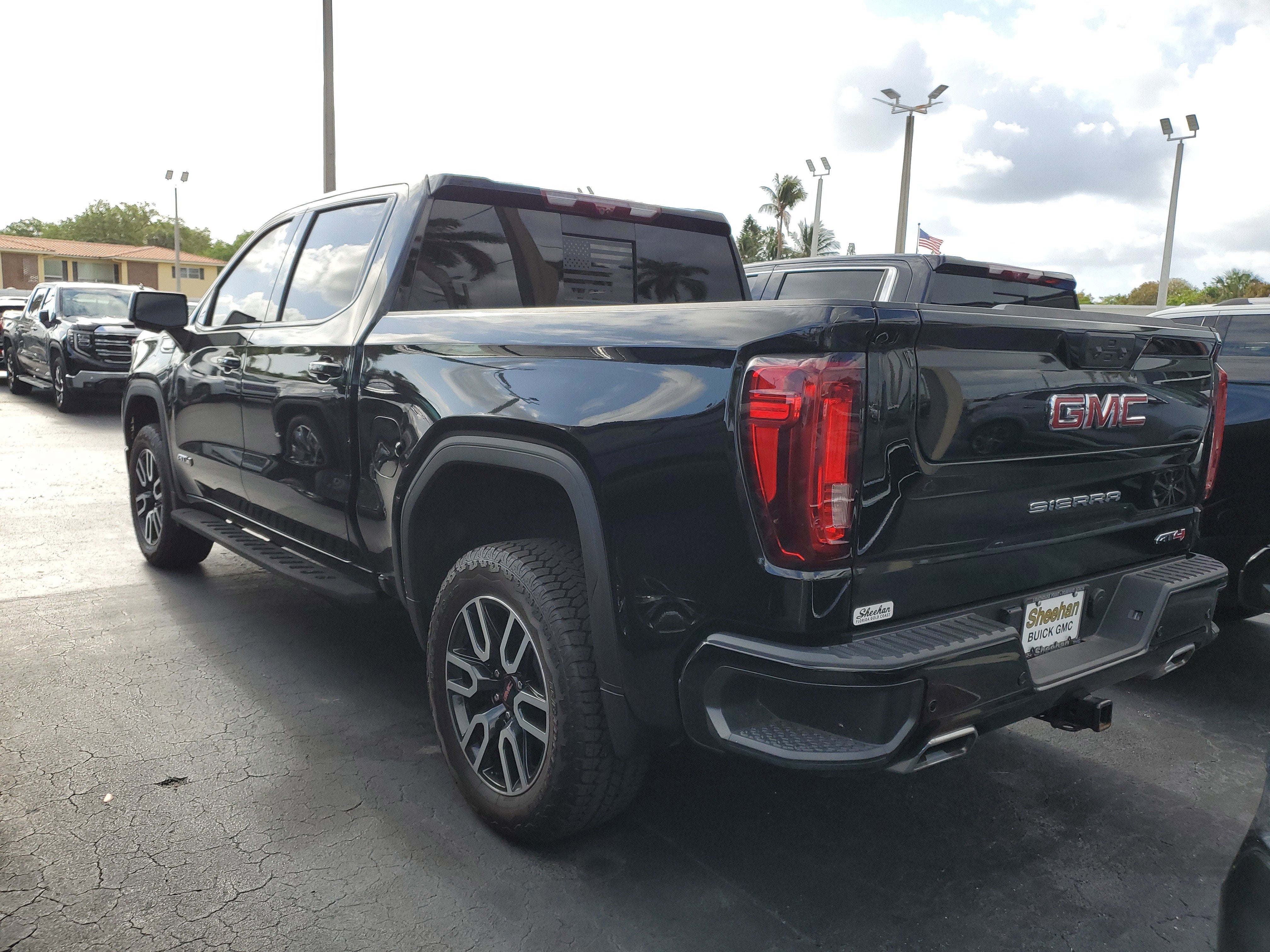 2025 GMC Sierra 1500 AT4