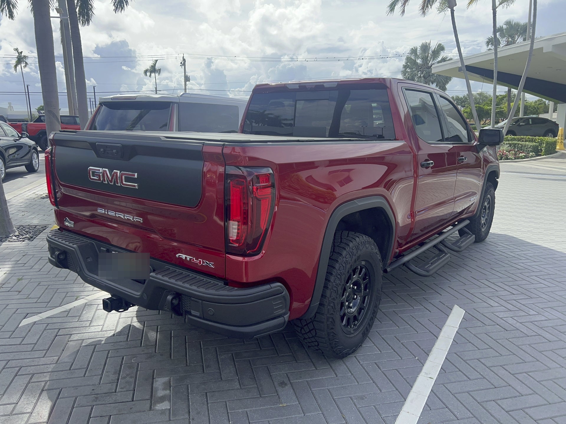 2024 GMC Sierra 1500 AT4X - Photo 12