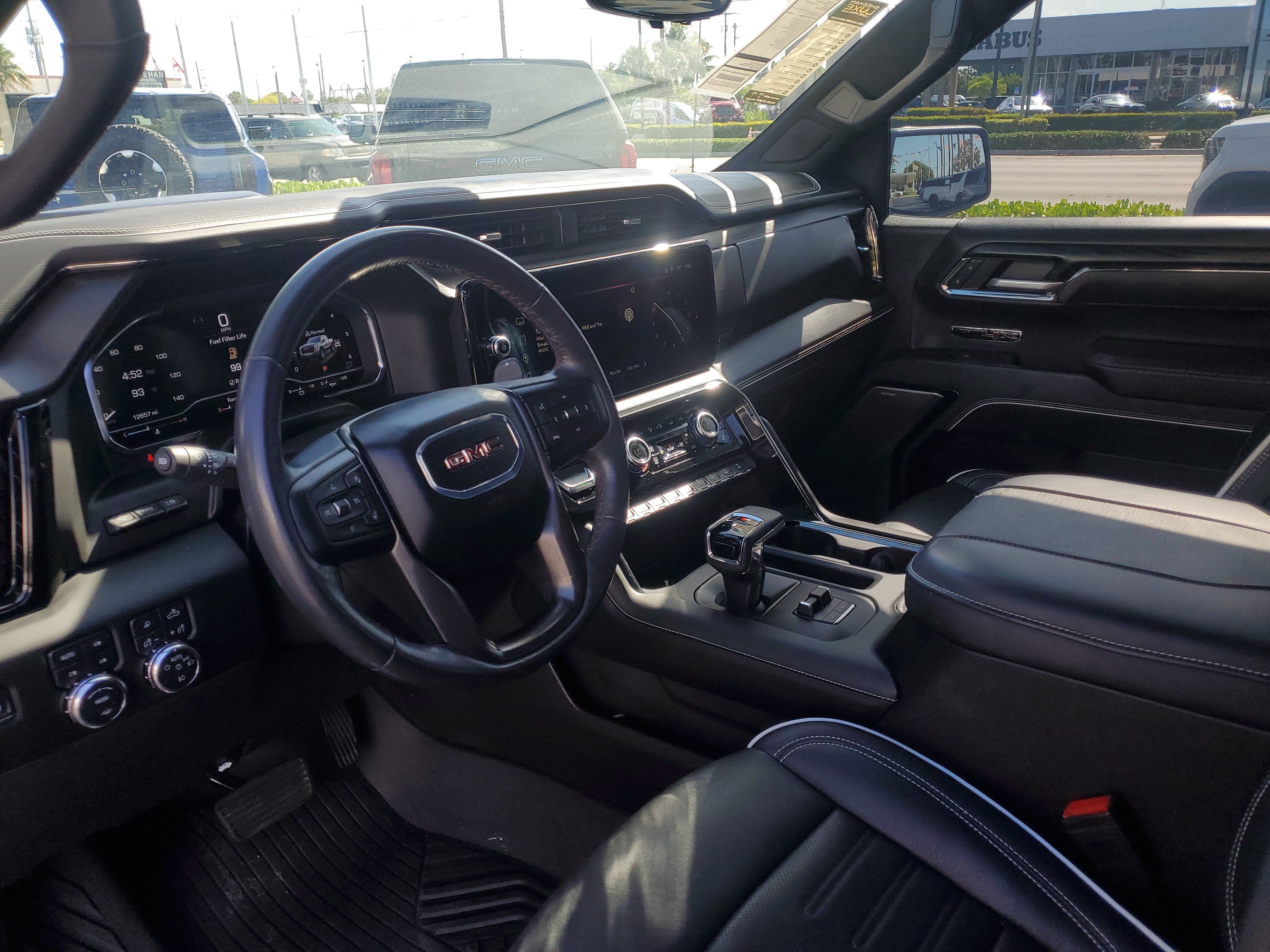 2024 GMC Sierra 1500 AT4X