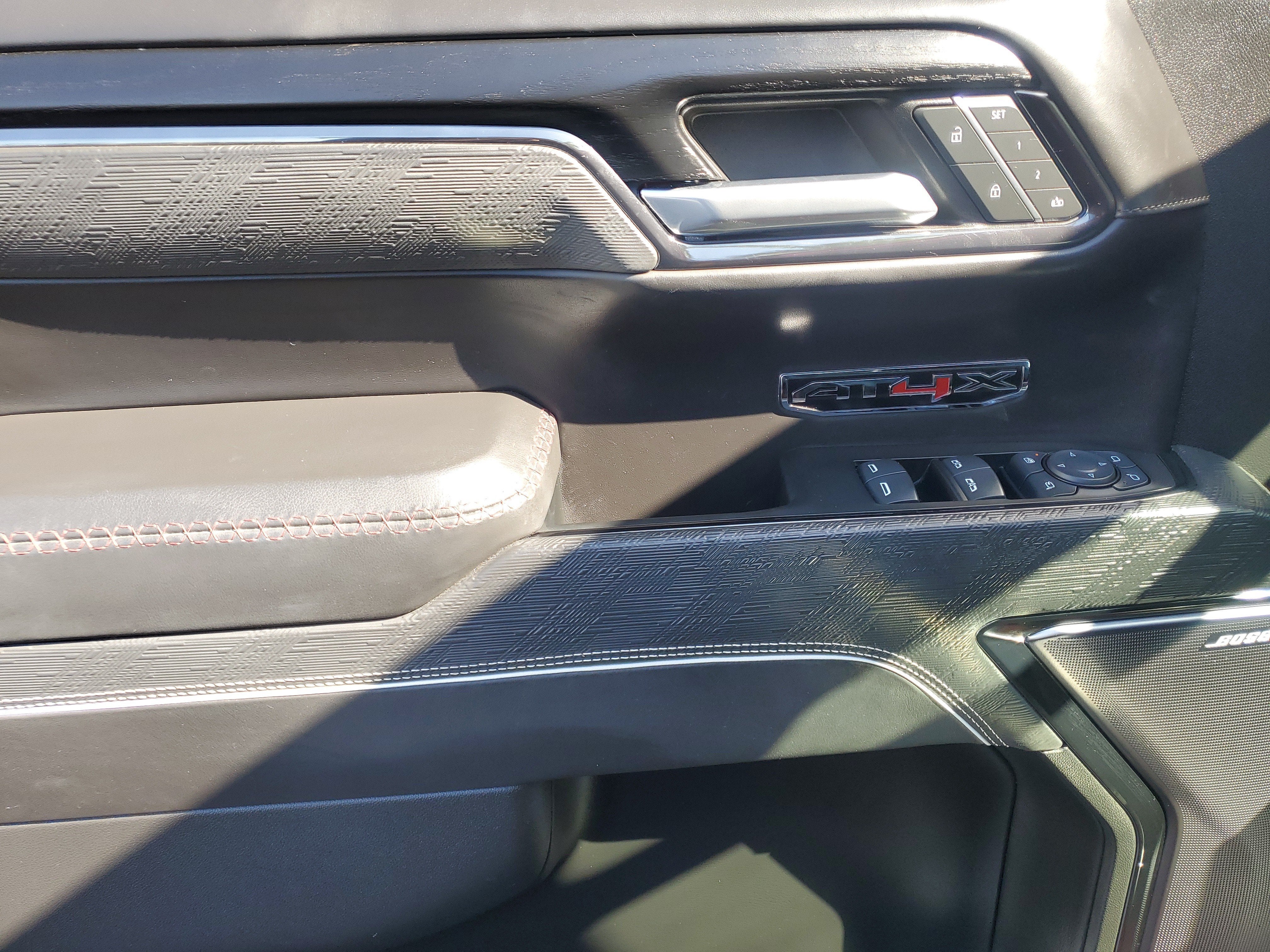 2024 GMC Sierra 1500 AT4X
