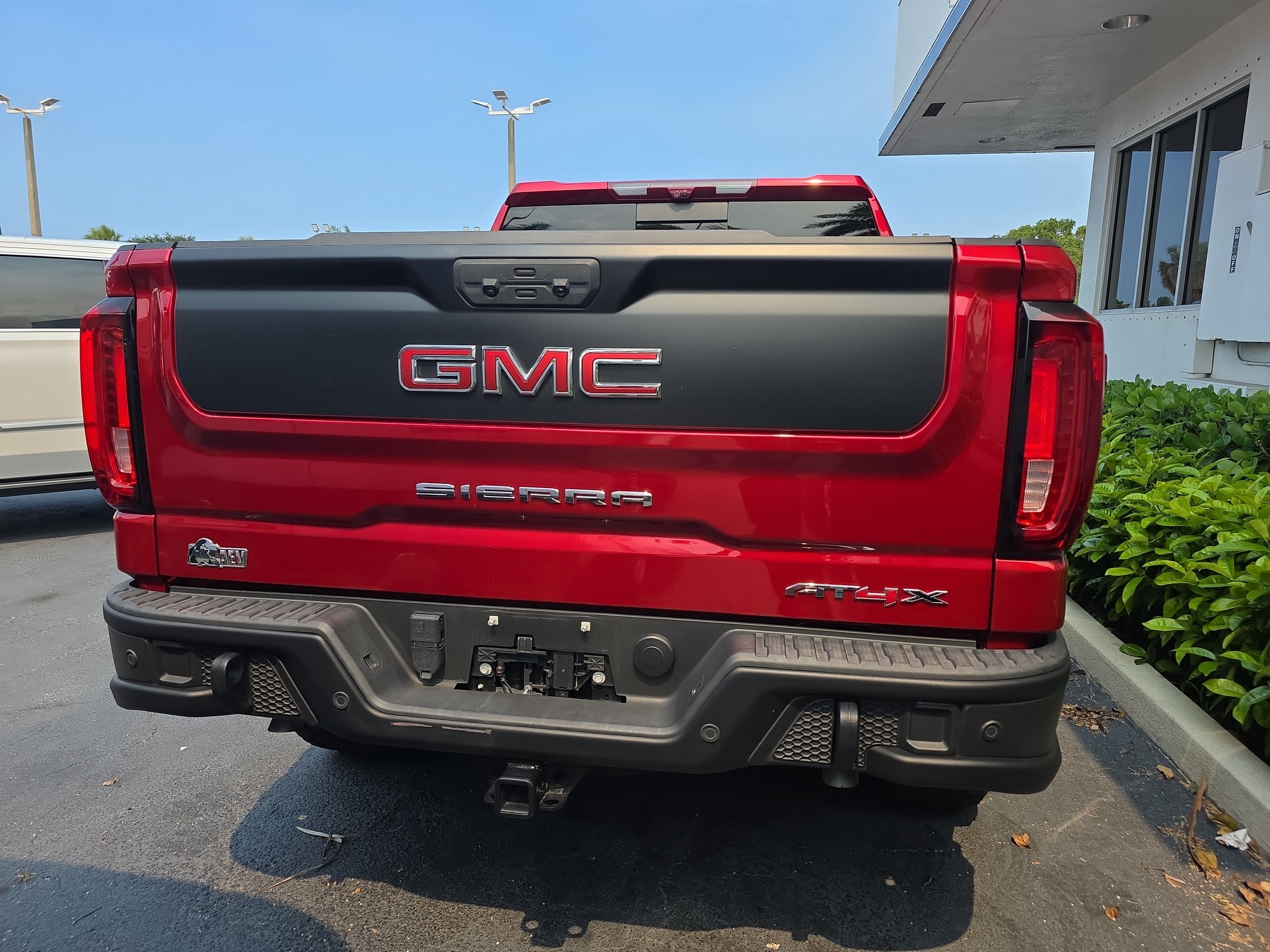 2024 GMC Sierra 1500 AT4X